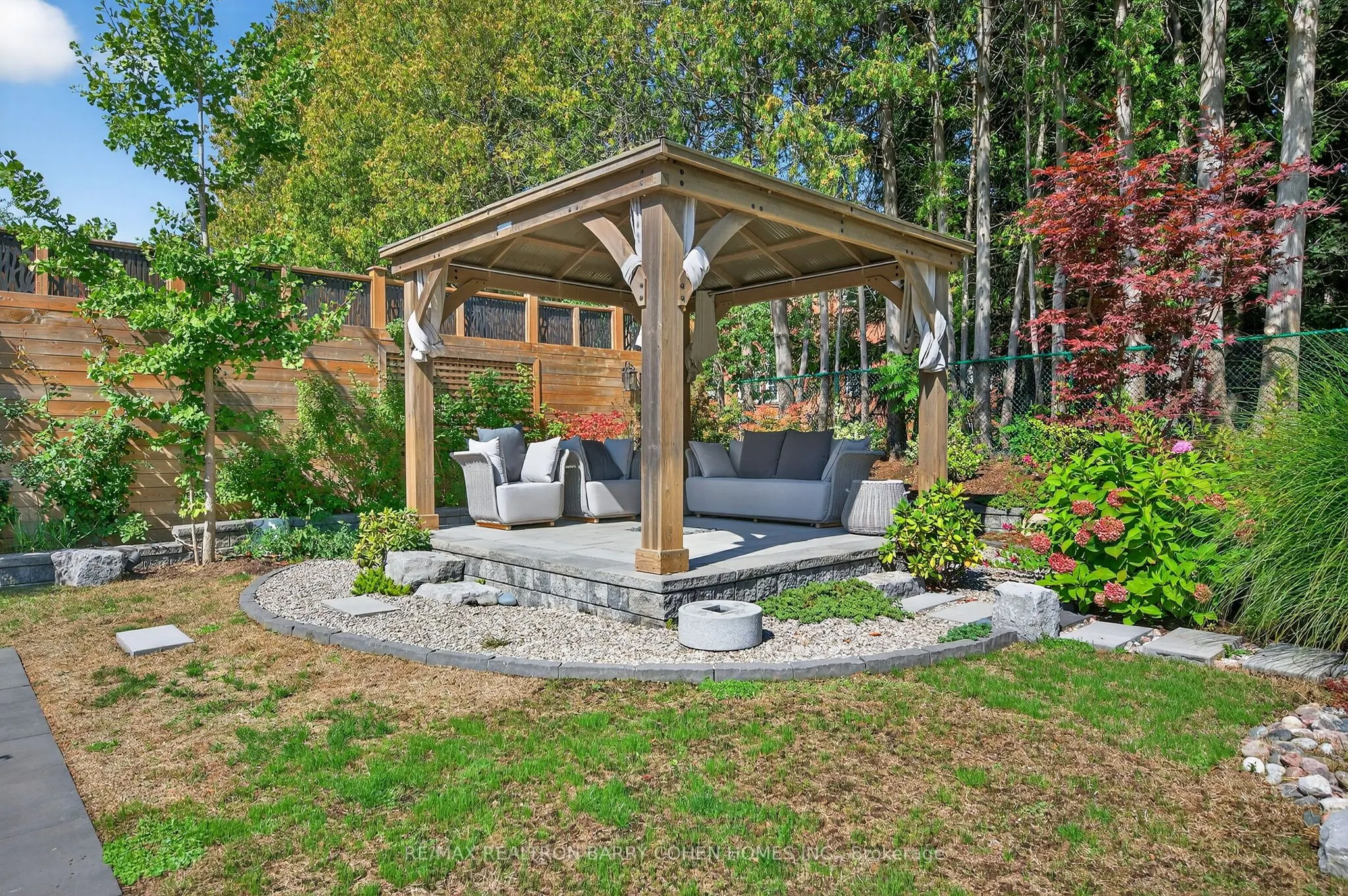 18 Suncrest Drive