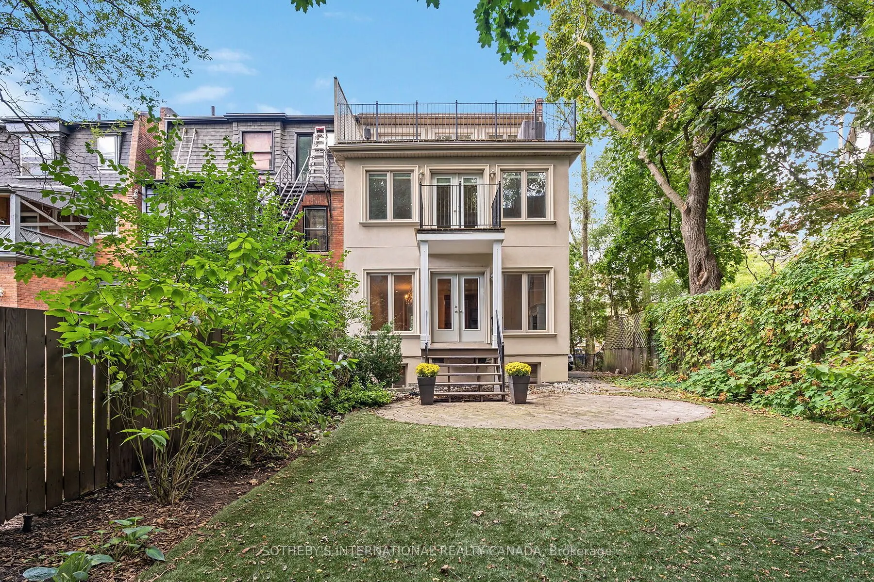 89 Bernard Avenue