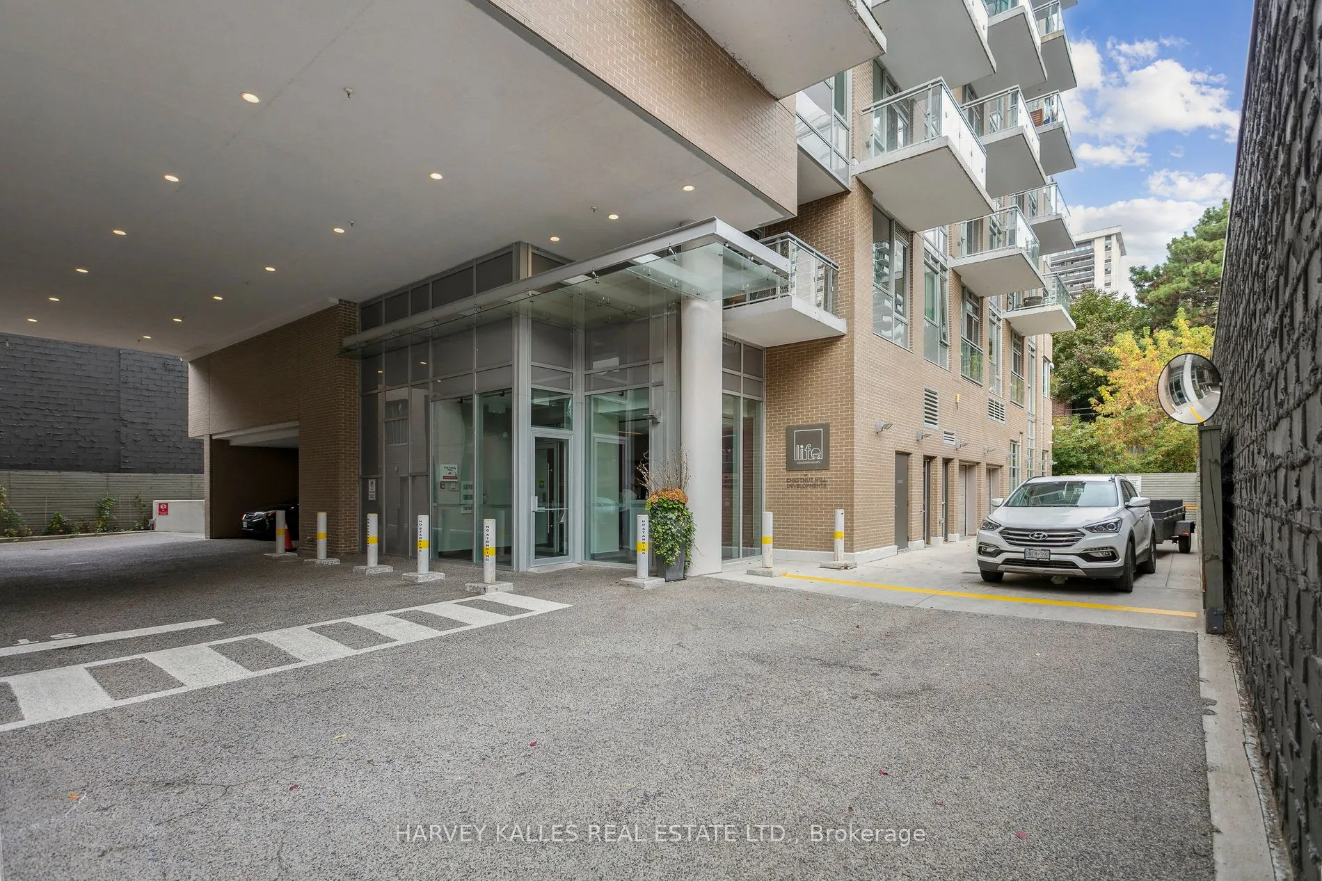 68 Merton Street, #311