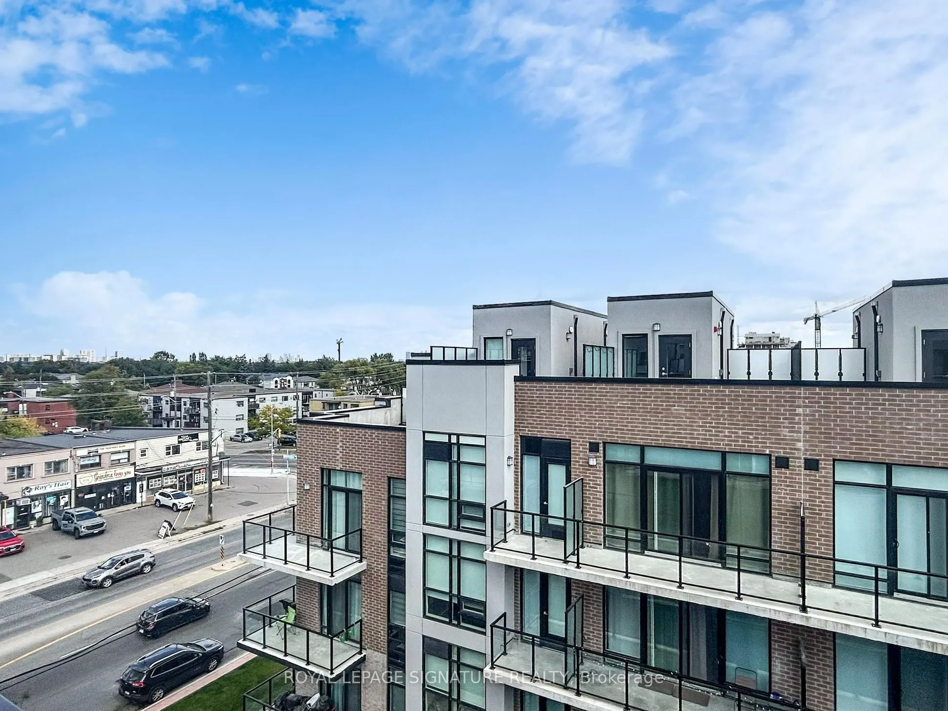 851 Sheppard Avenue W, #15