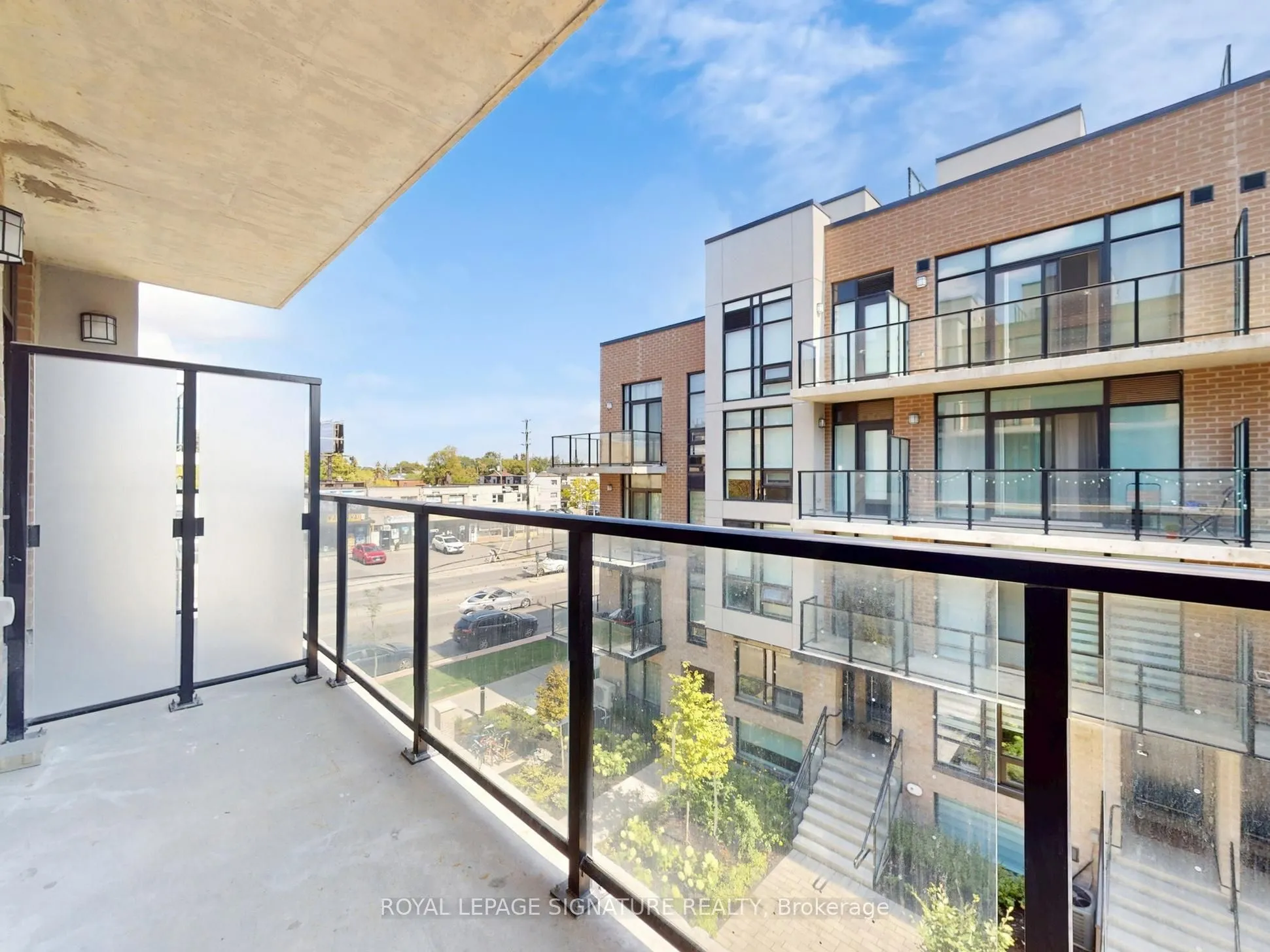 851 Sheppard Avenue W, #15