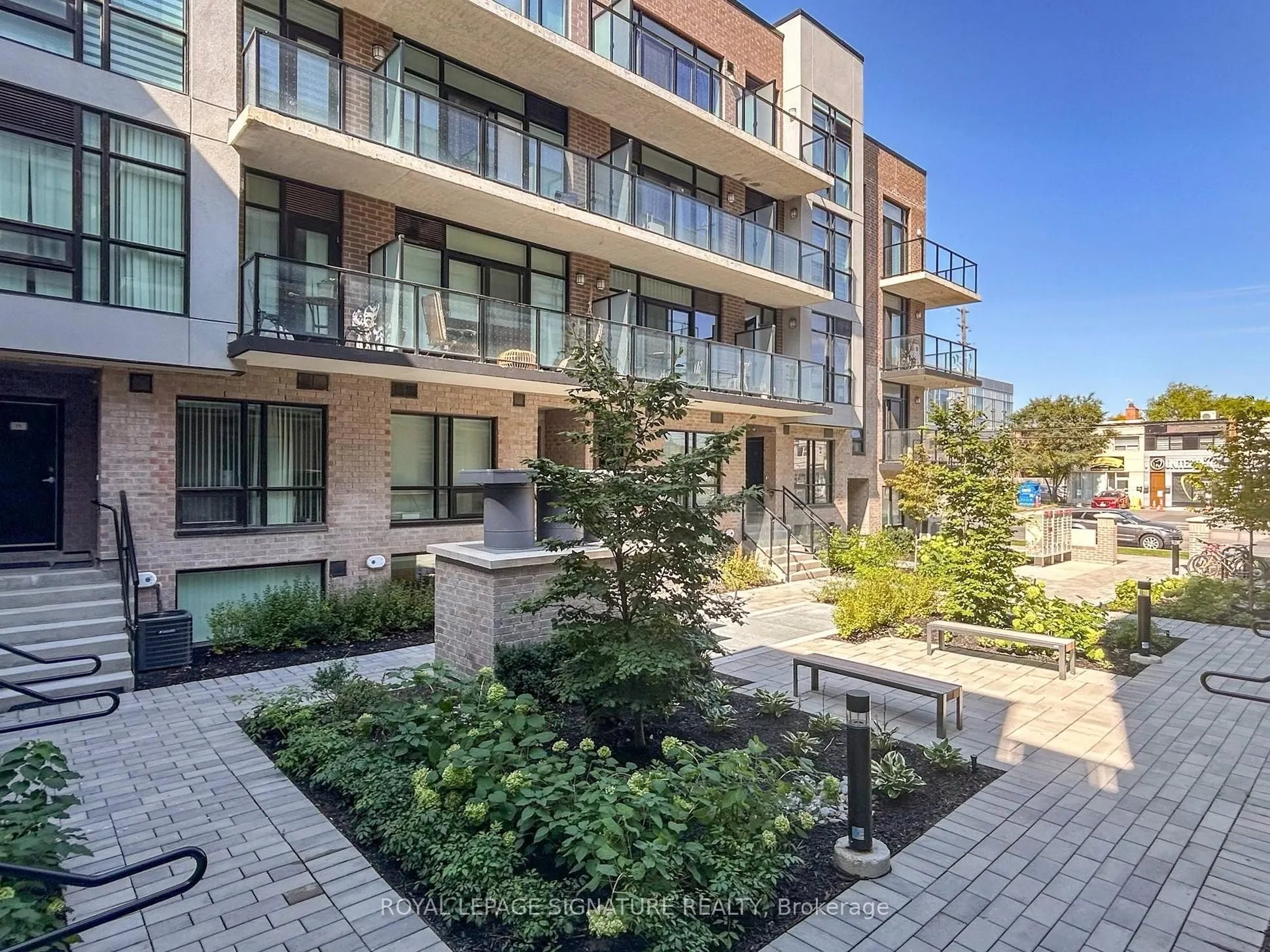 851 Sheppard Avenue W, #15