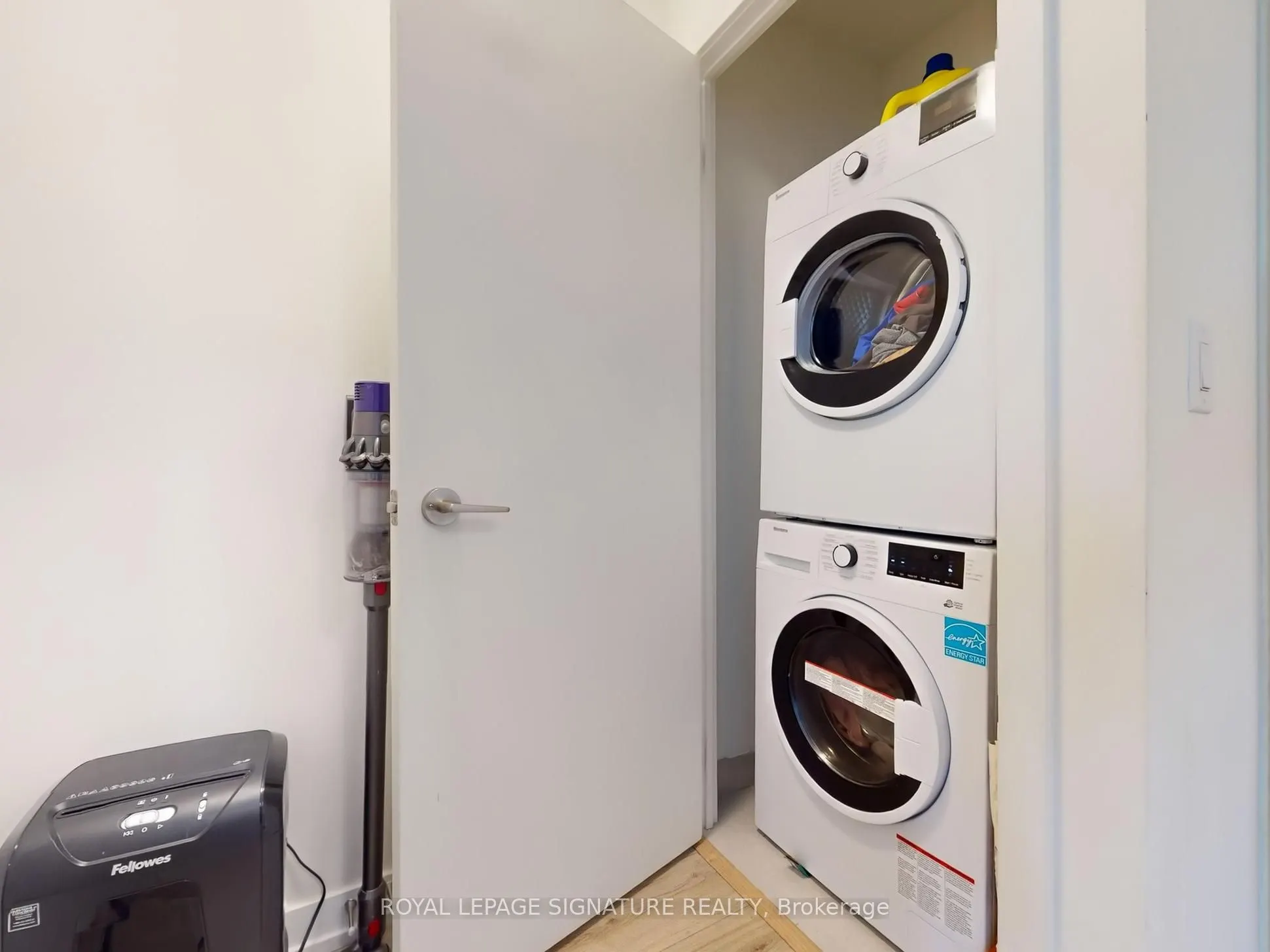 851 Sheppard Avenue W, #15