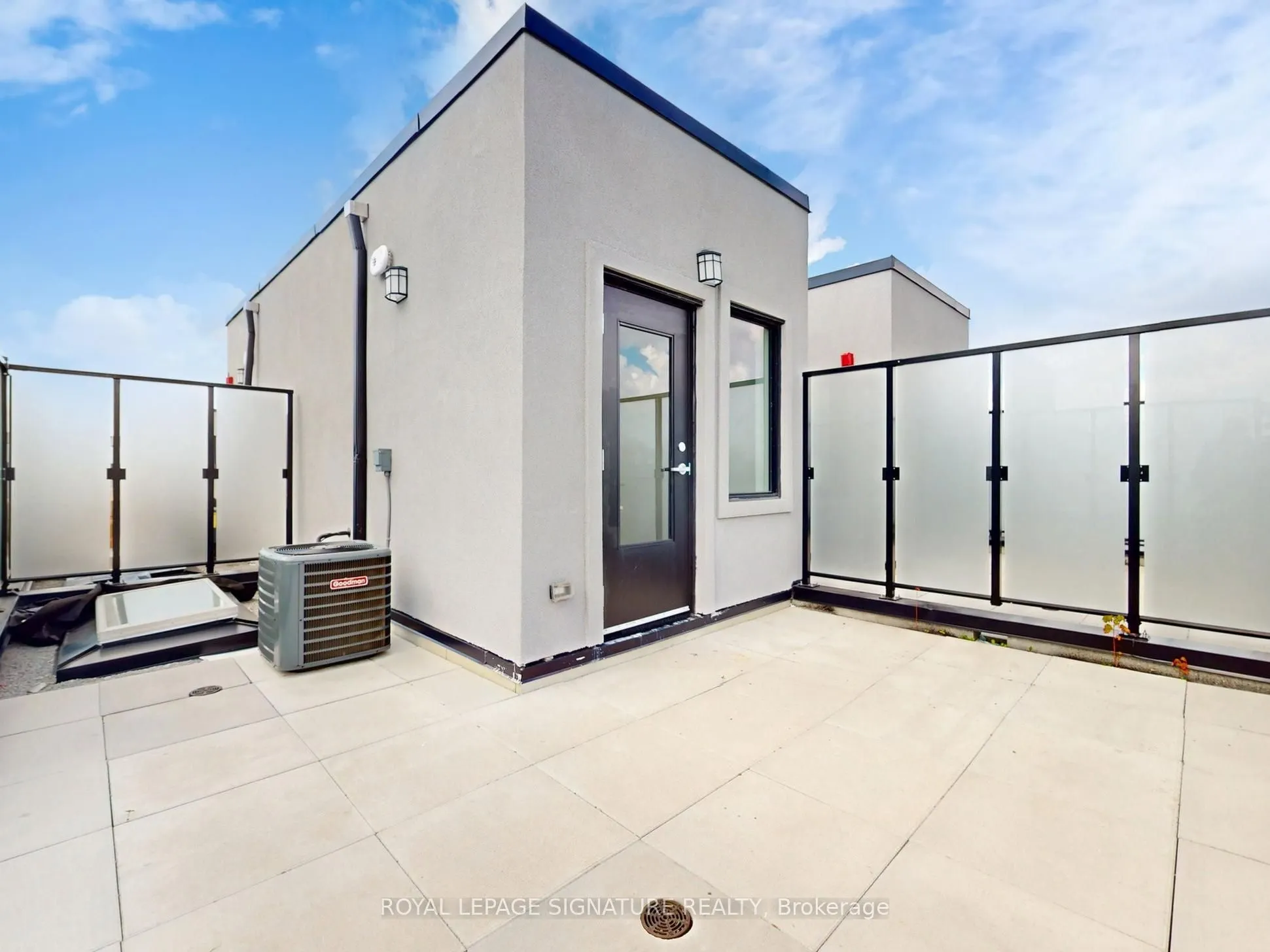 851 Sheppard Avenue W, #15