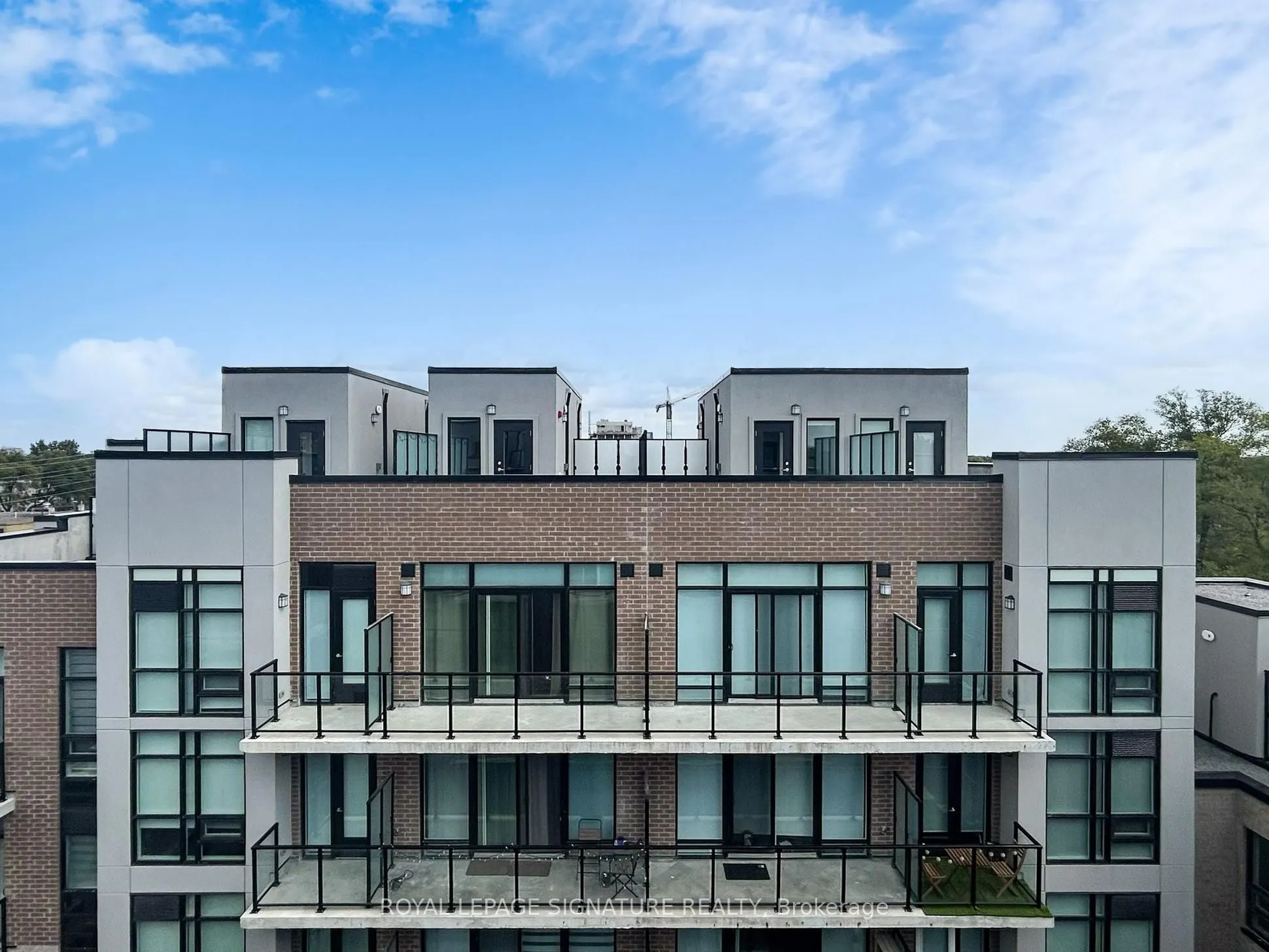 851 Sheppard Avenue W, #15