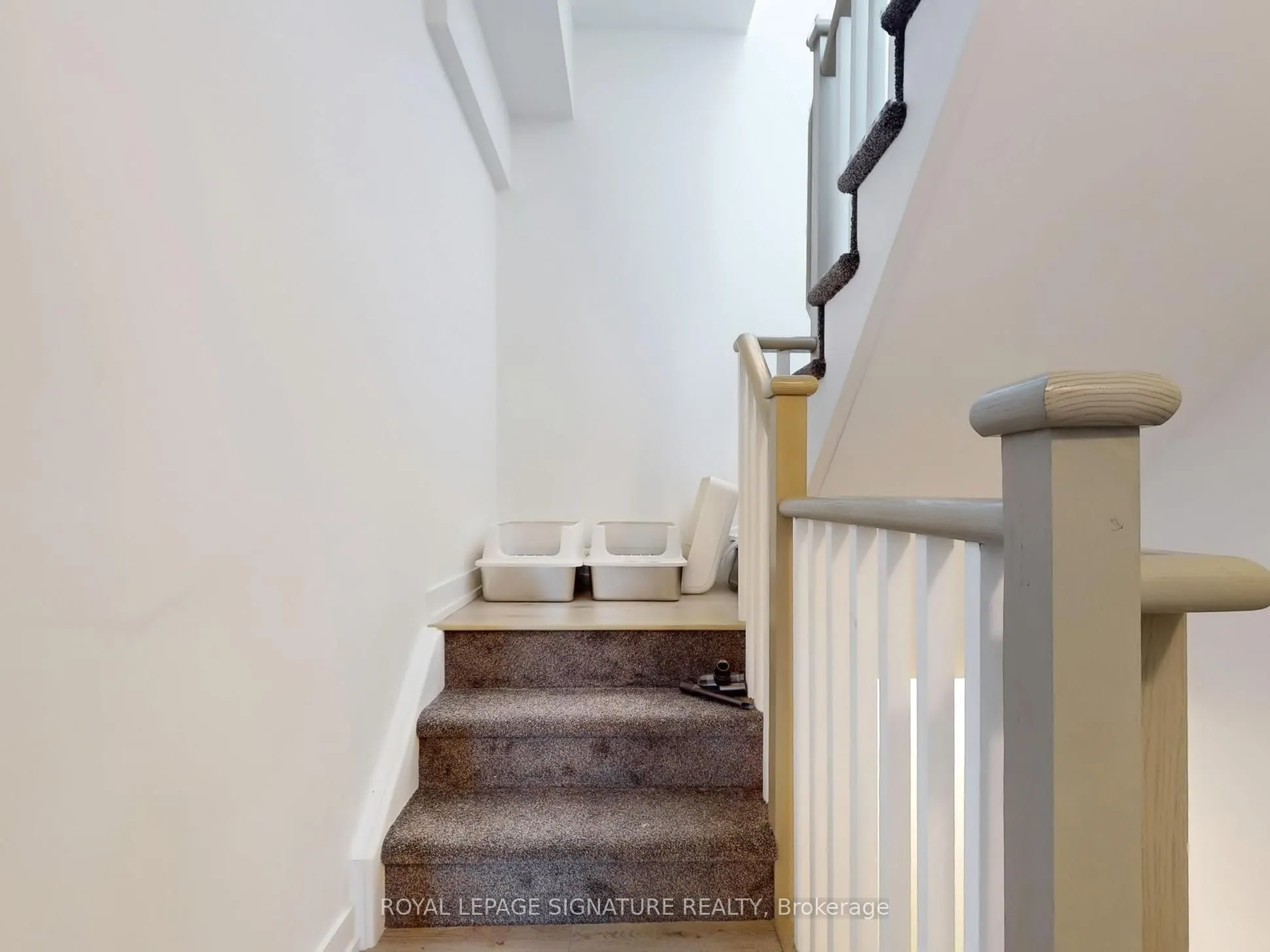 851 Sheppard Avenue W, #15