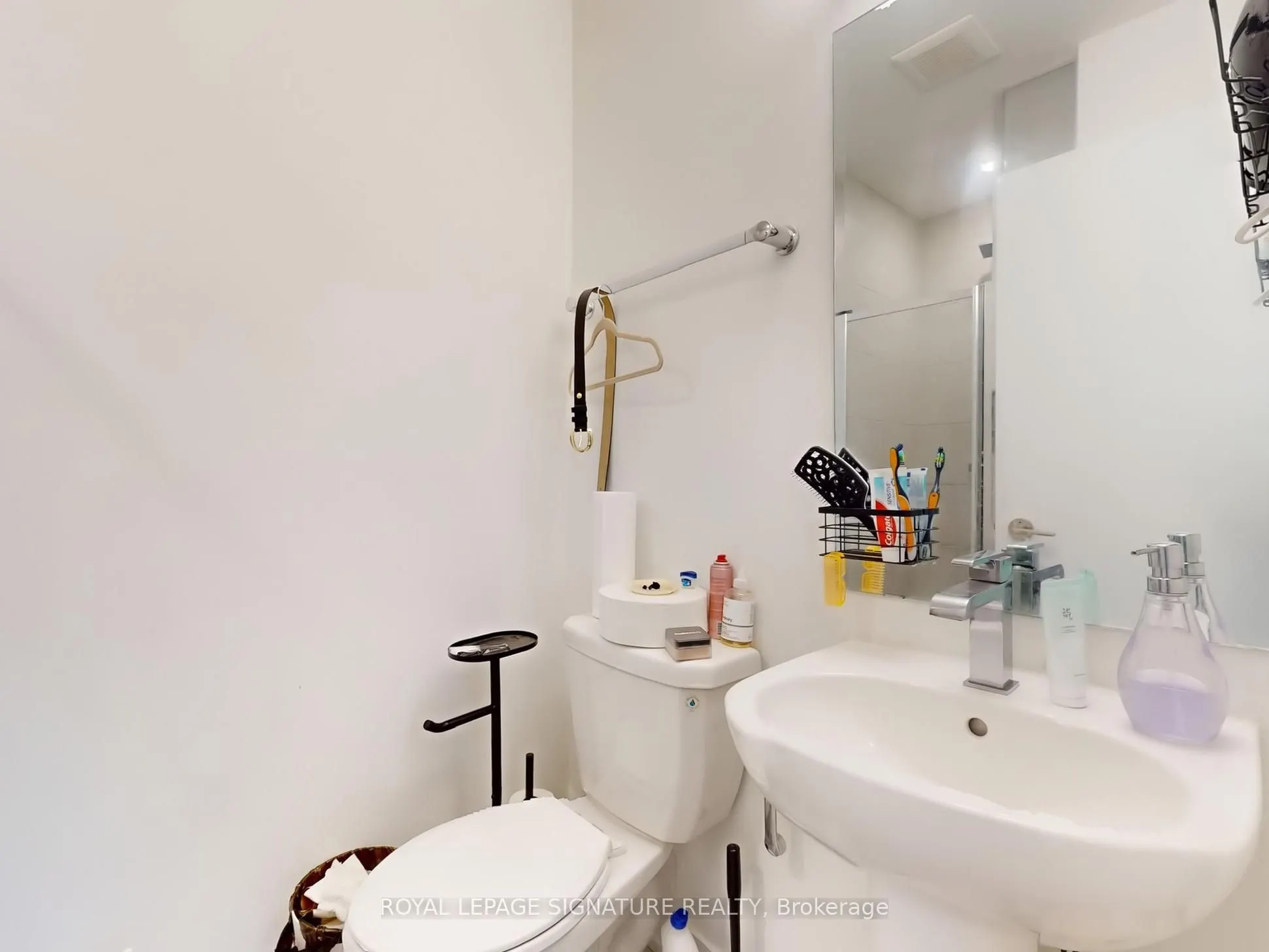 851 Sheppard Avenue W, #15