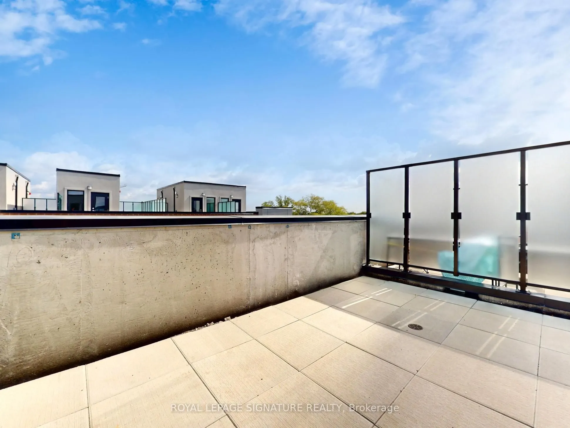 851 Sheppard Avenue W, #15