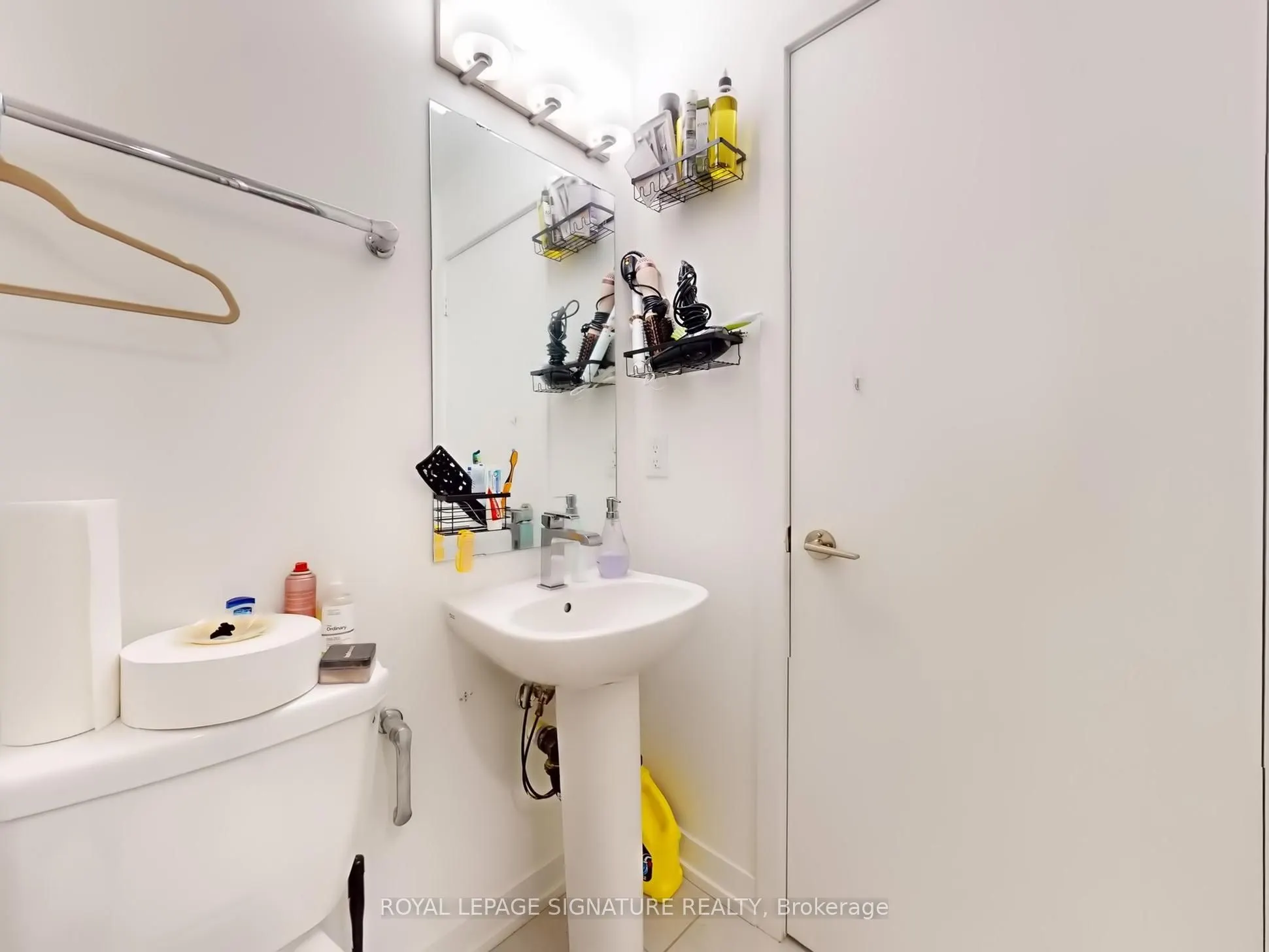 851 Sheppard Avenue W, #15