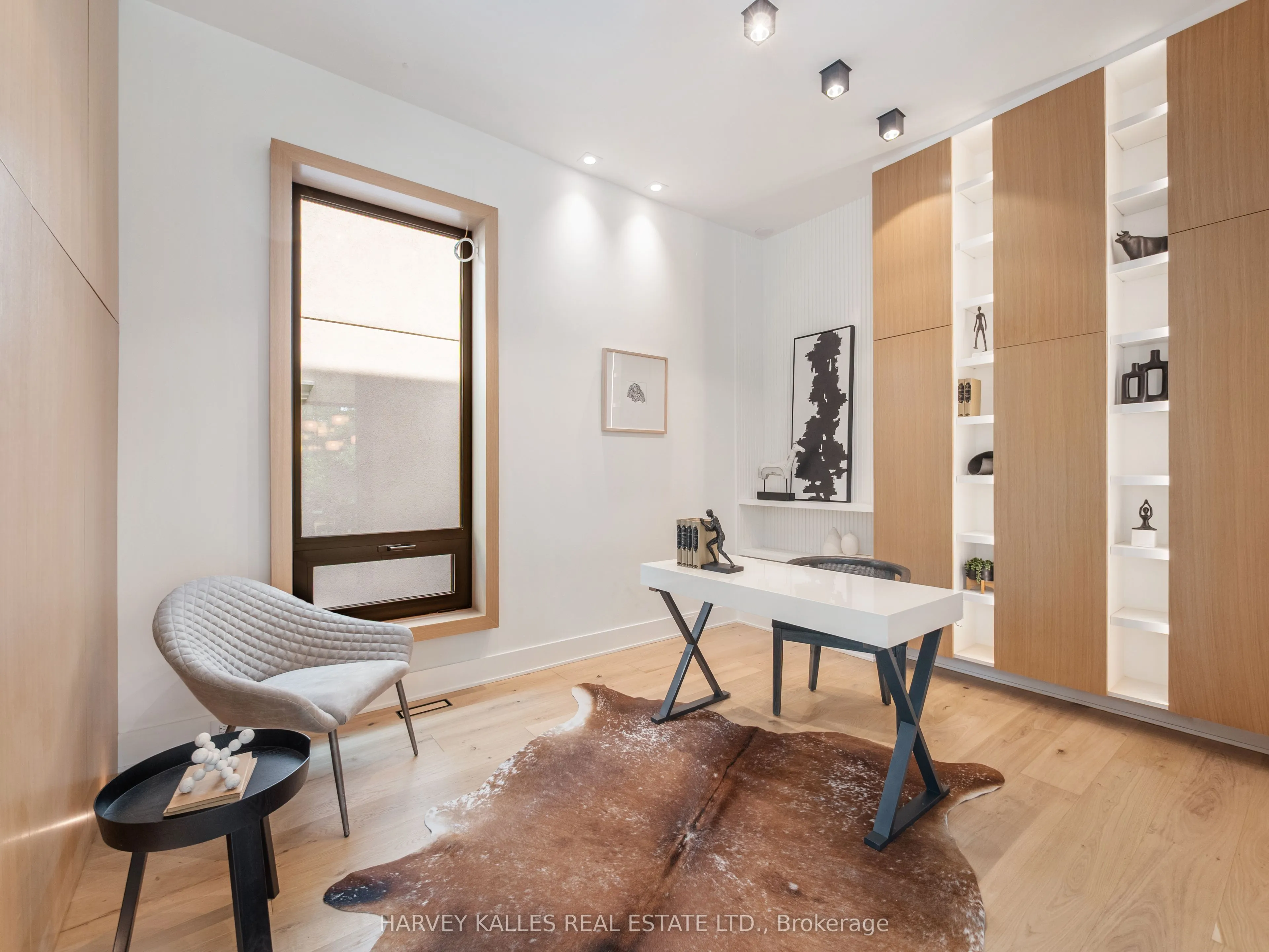585 Bedford park Avenue