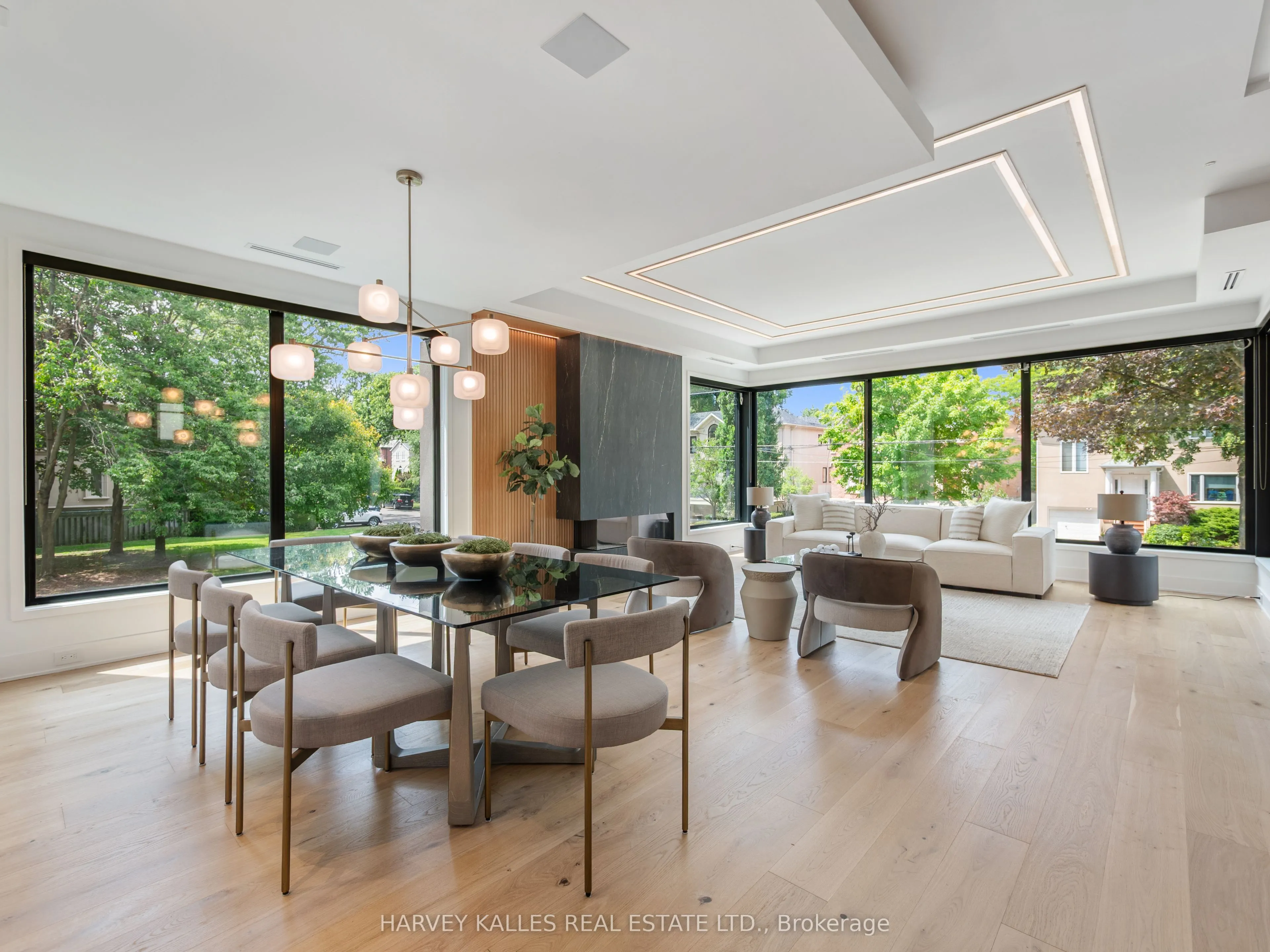 585 Bedford park Avenue