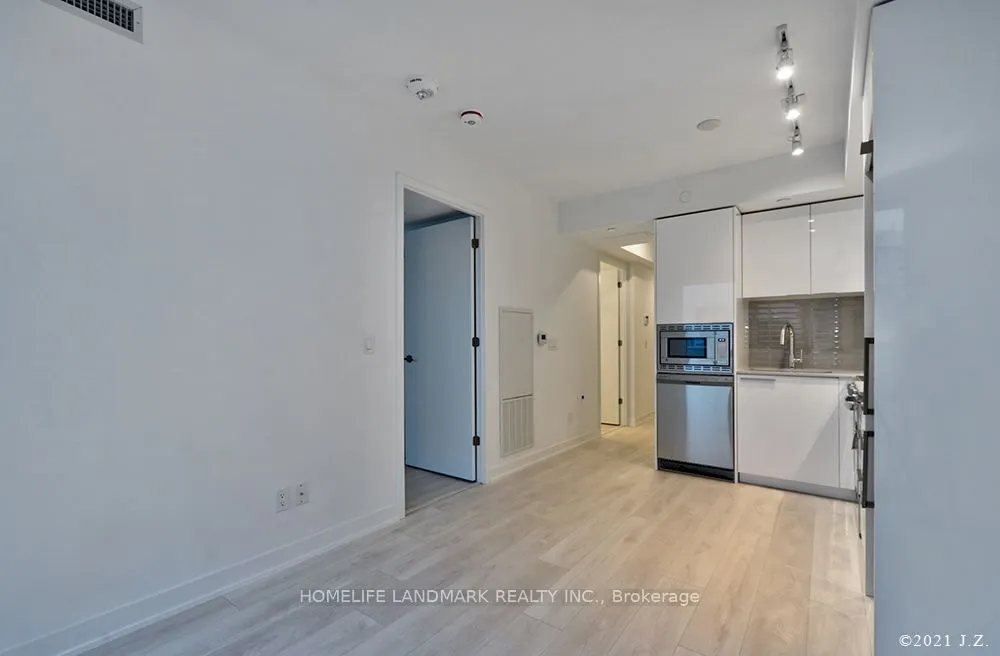 501 Yonge Street, #1308