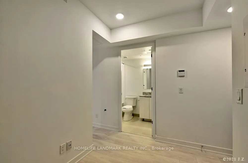 501 Yonge Street, #1308