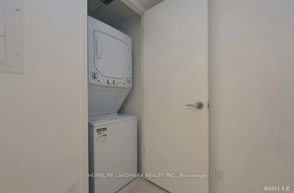 501 Yonge Street, #1308