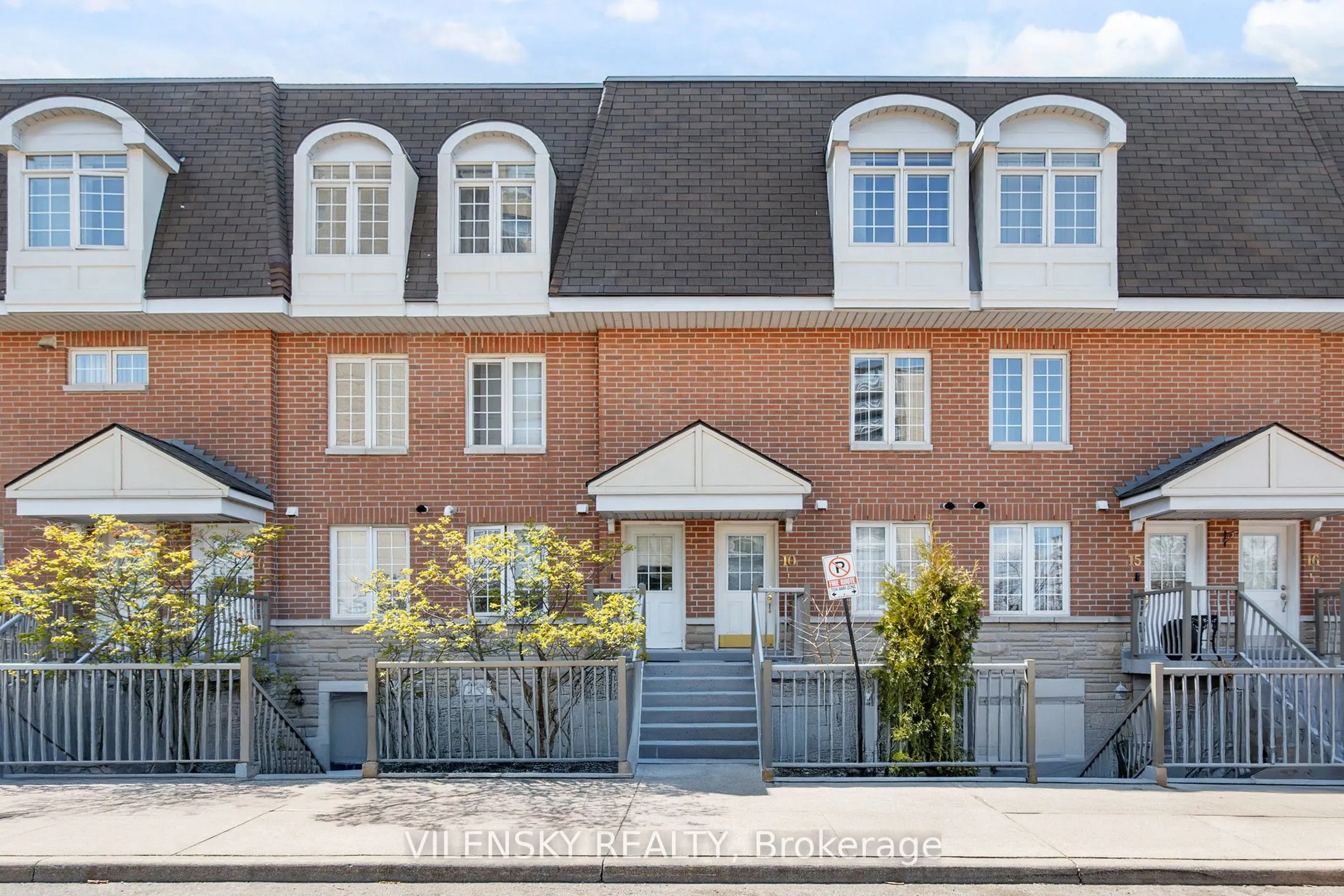 55 Cedarcroft Boulevard, #11