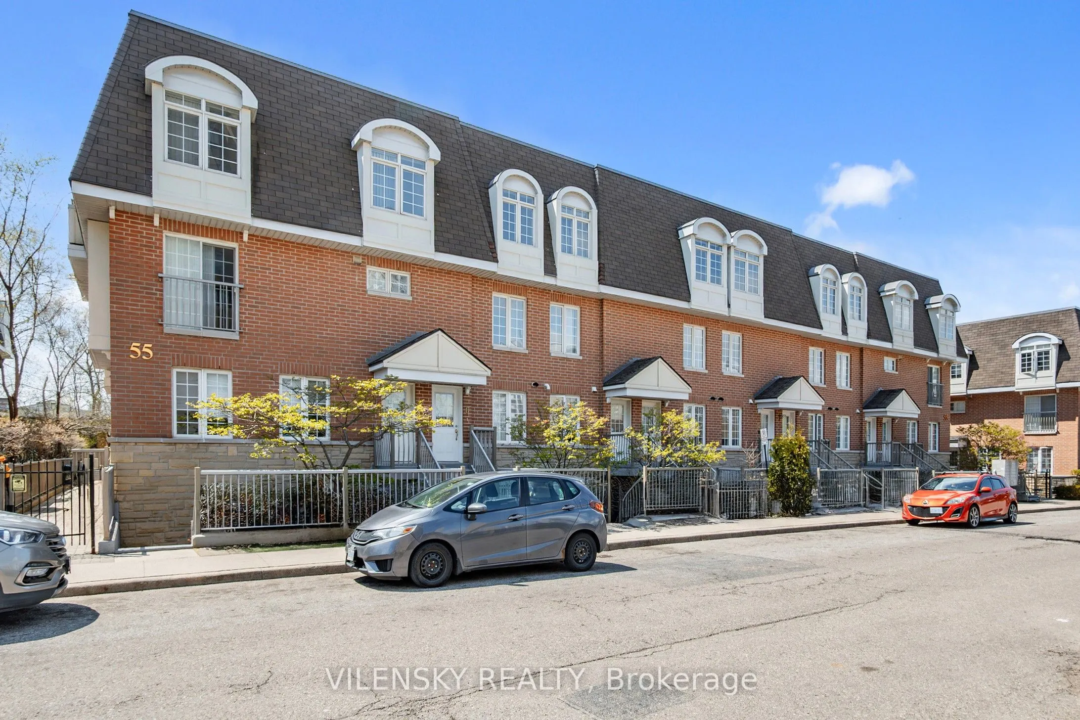 55 Cedarcroft Boulevard, #11