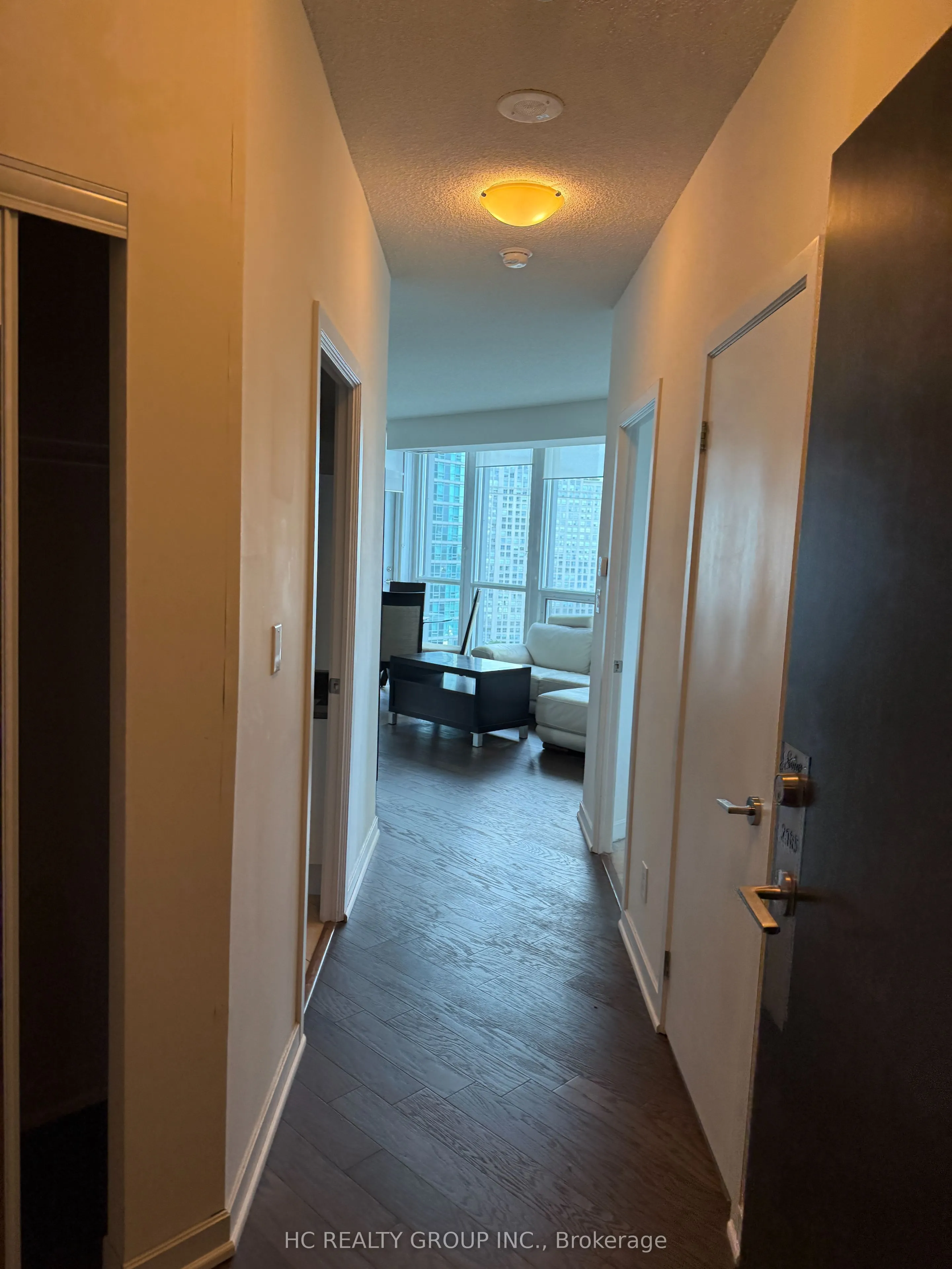 18 Harbour Street, #2105