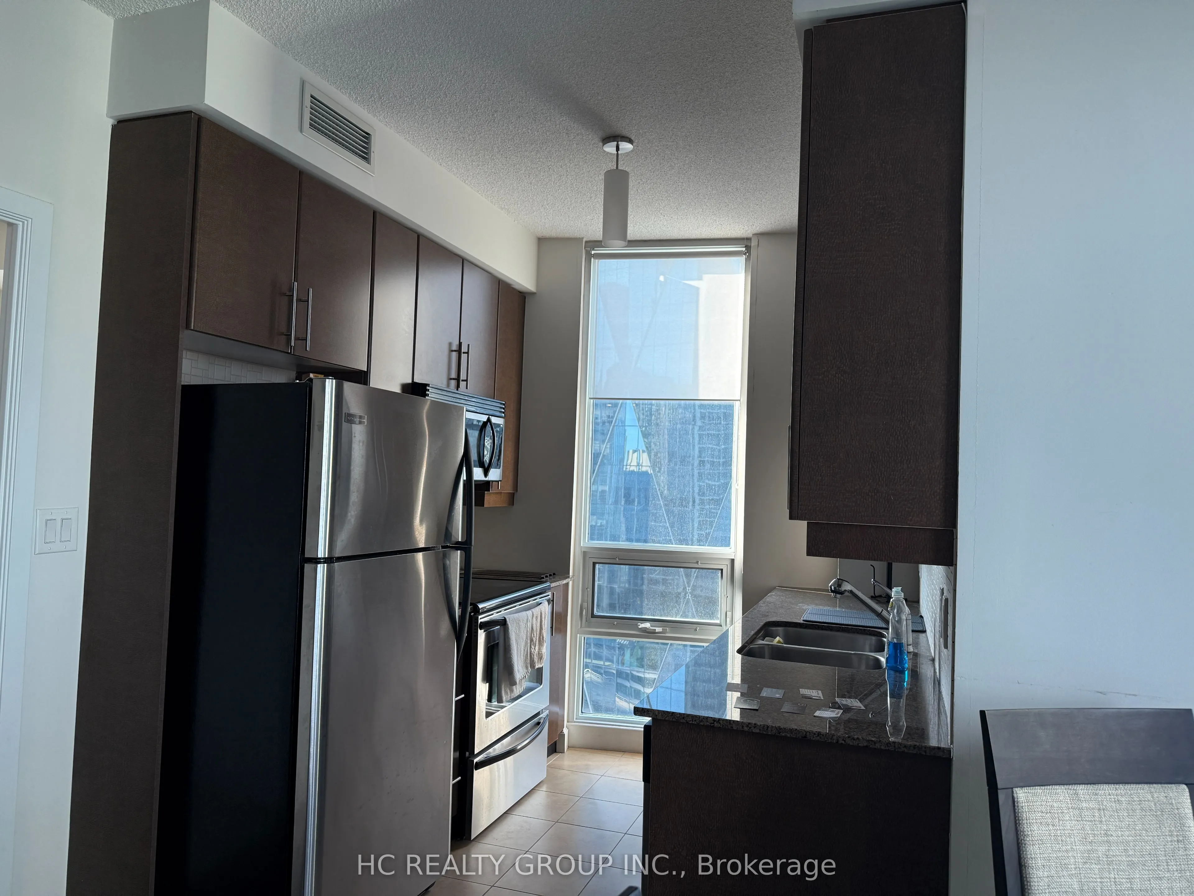 18 Harbour Street, #2105
