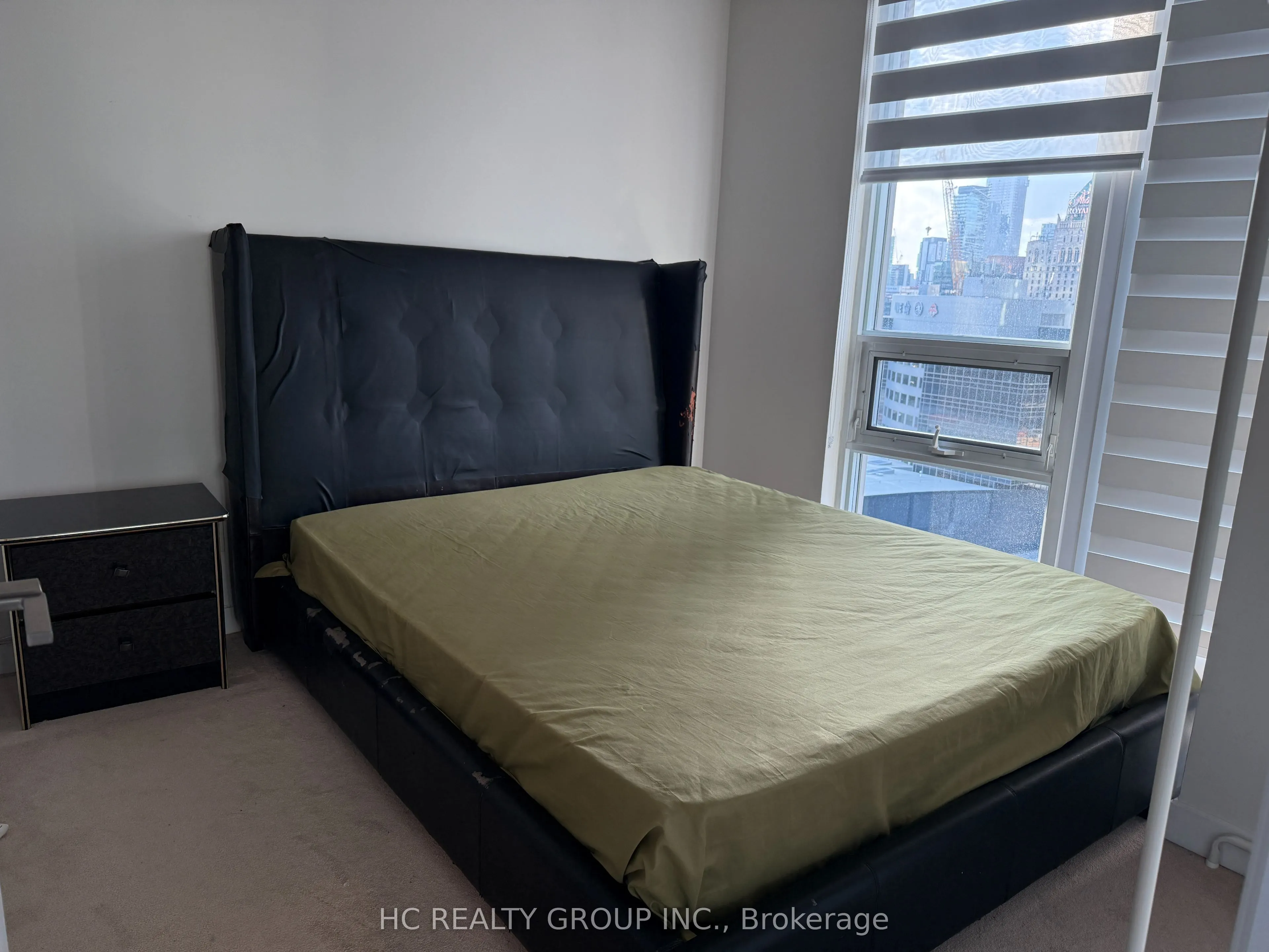 18 Harbour Street, #2105