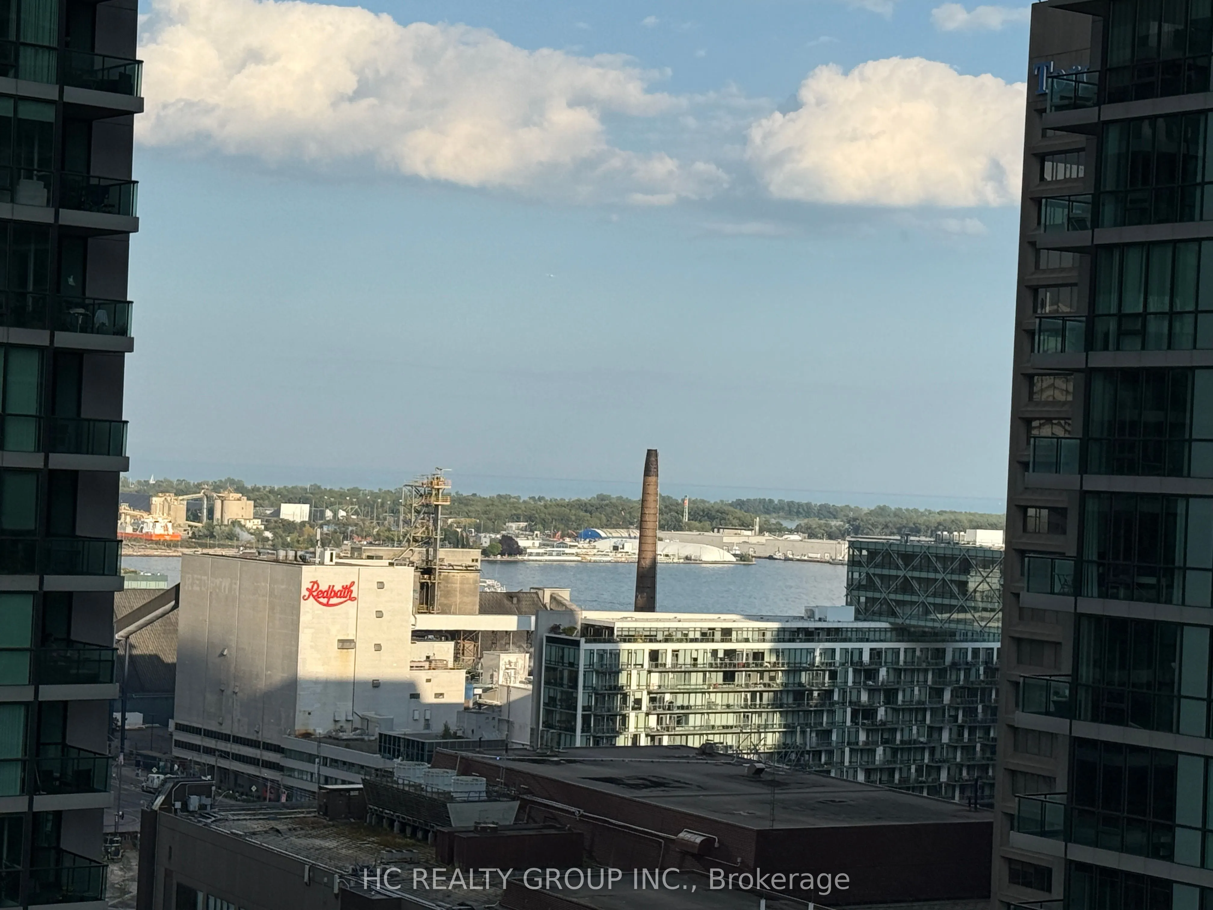 18 Harbour Street, #2105