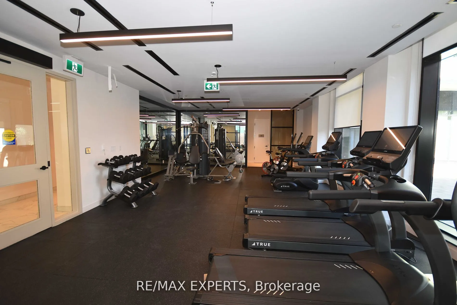 8 Tippett Road, #1507
