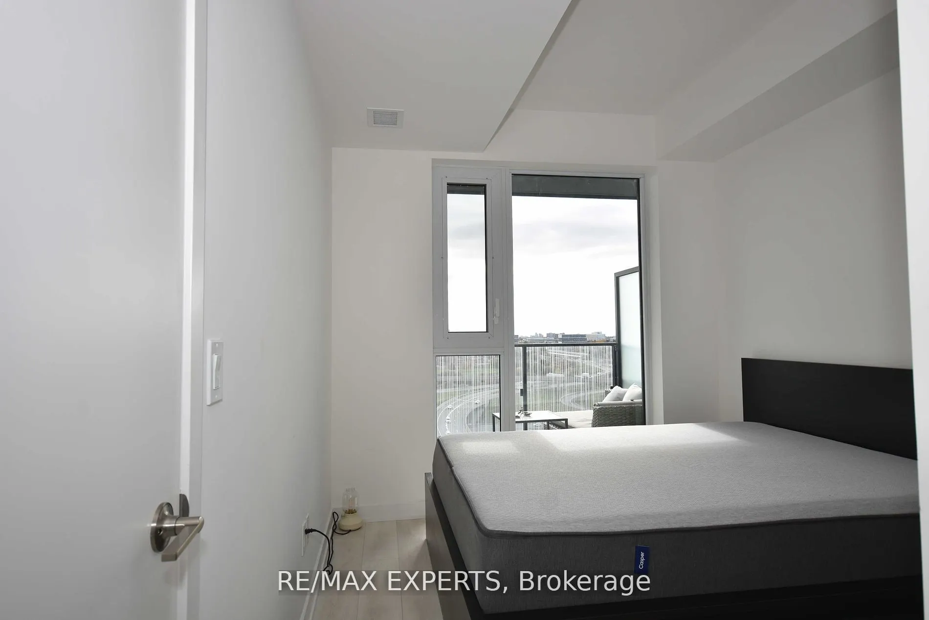 8 Tippett Road, #1507
