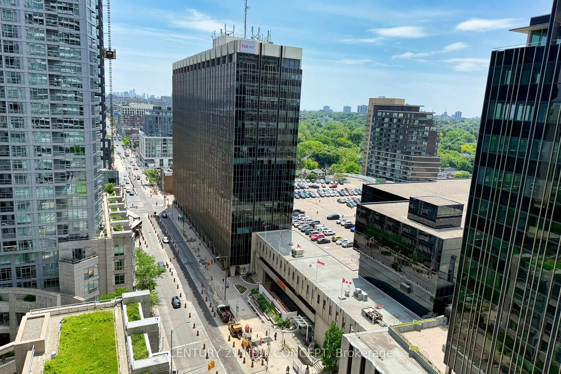 2221 Yonge Street, #1408