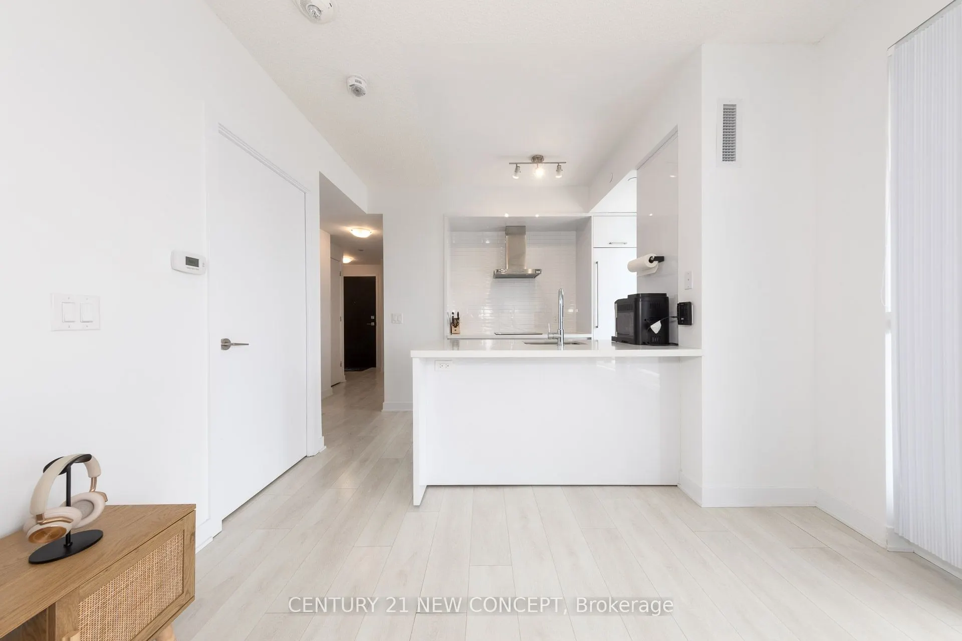 2221 Yonge Street, #1408