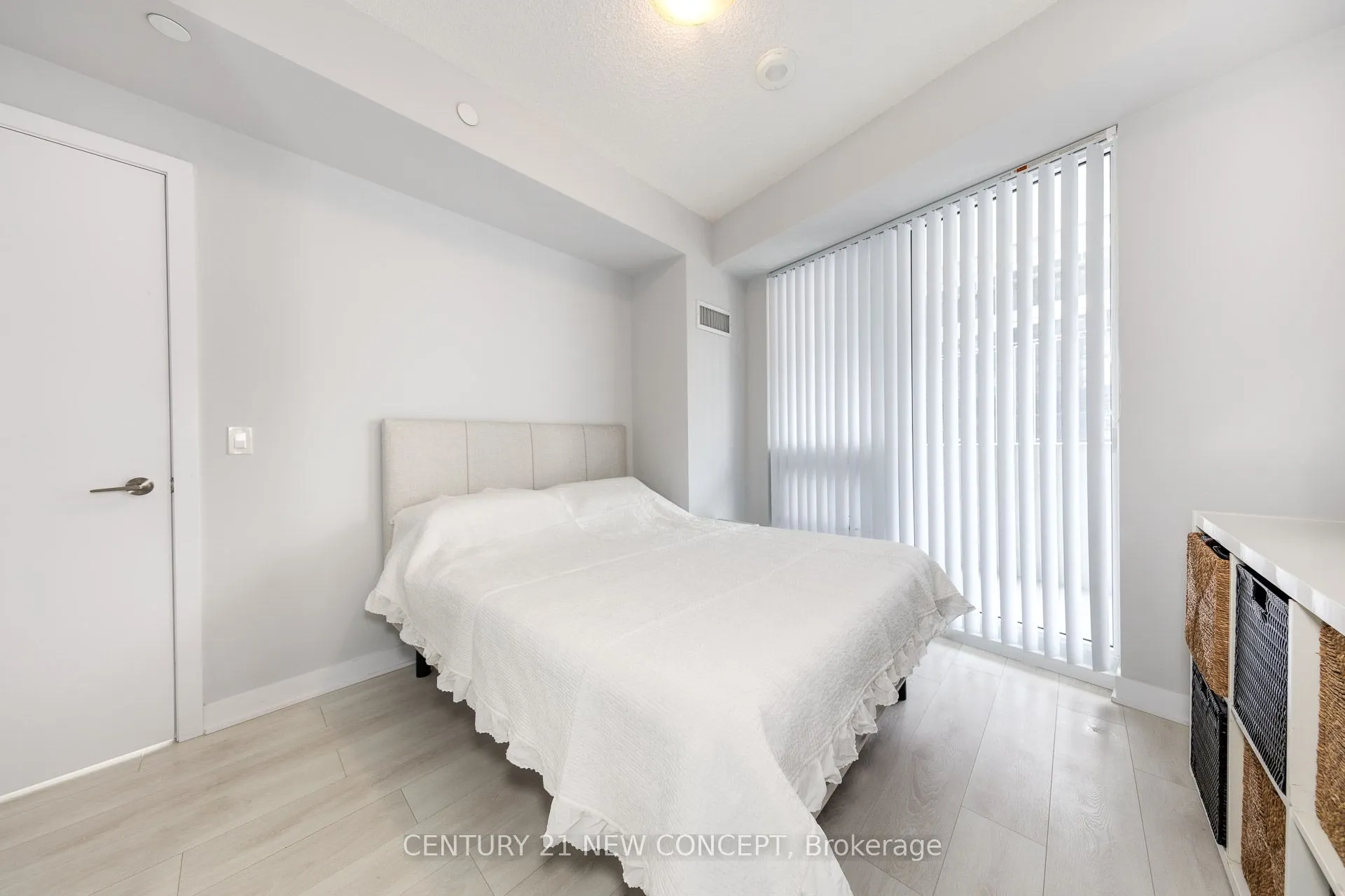 2221 Yonge Street, #1408
