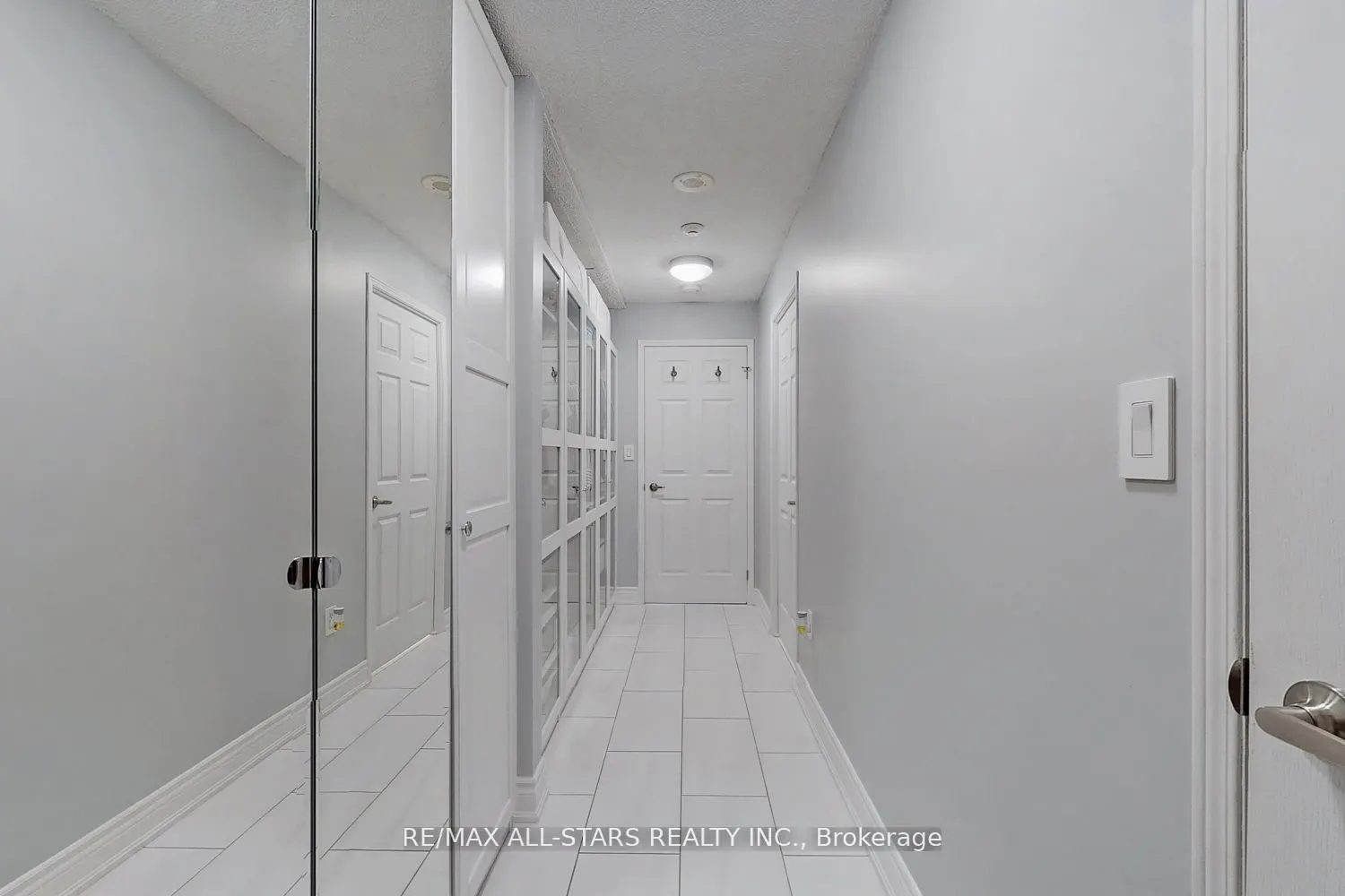 28 Pemberton Avenue, #1111