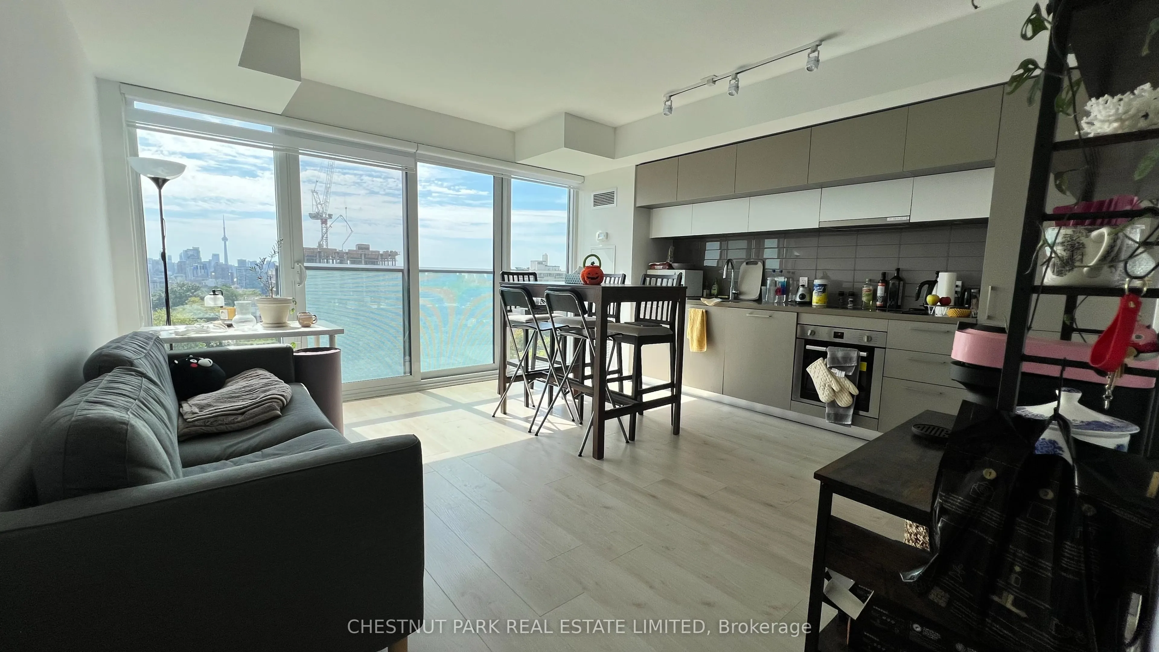 99 Foxbar Road, #1311