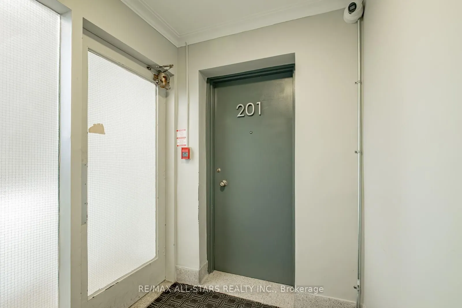 219 Wilson Avenue, #201