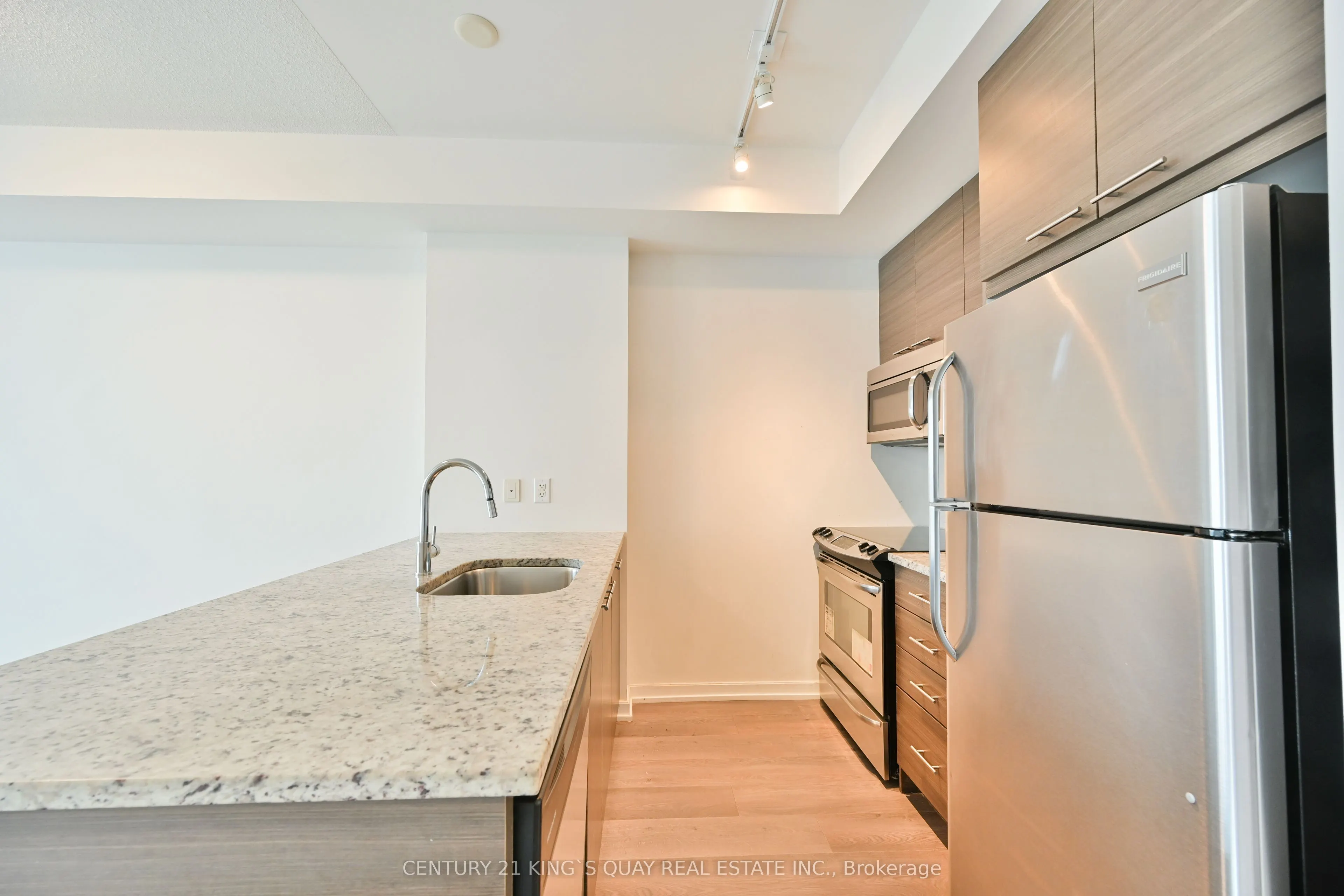66 Forest Manor Road, #513