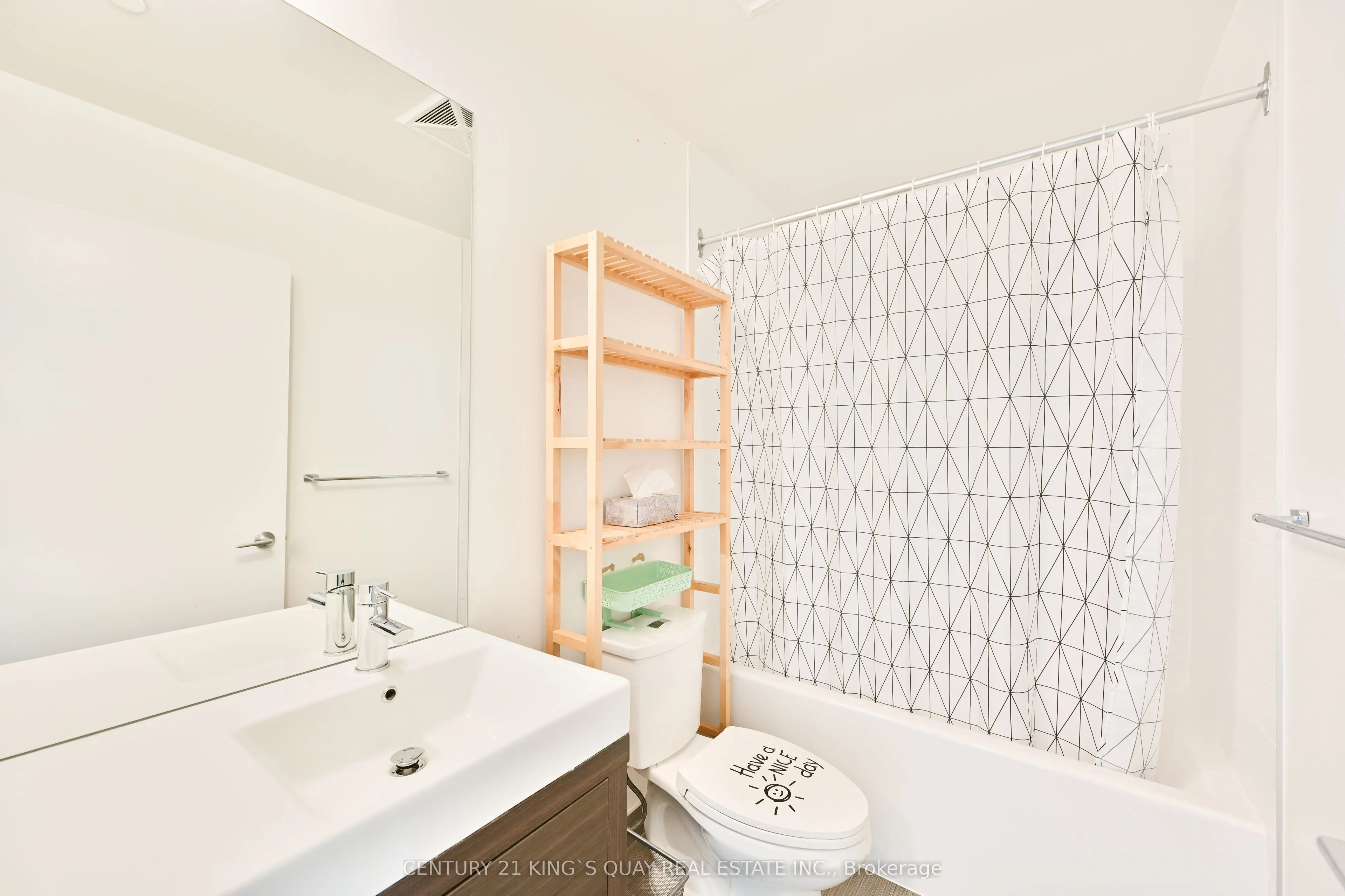 66 Forest Manor Road, #513