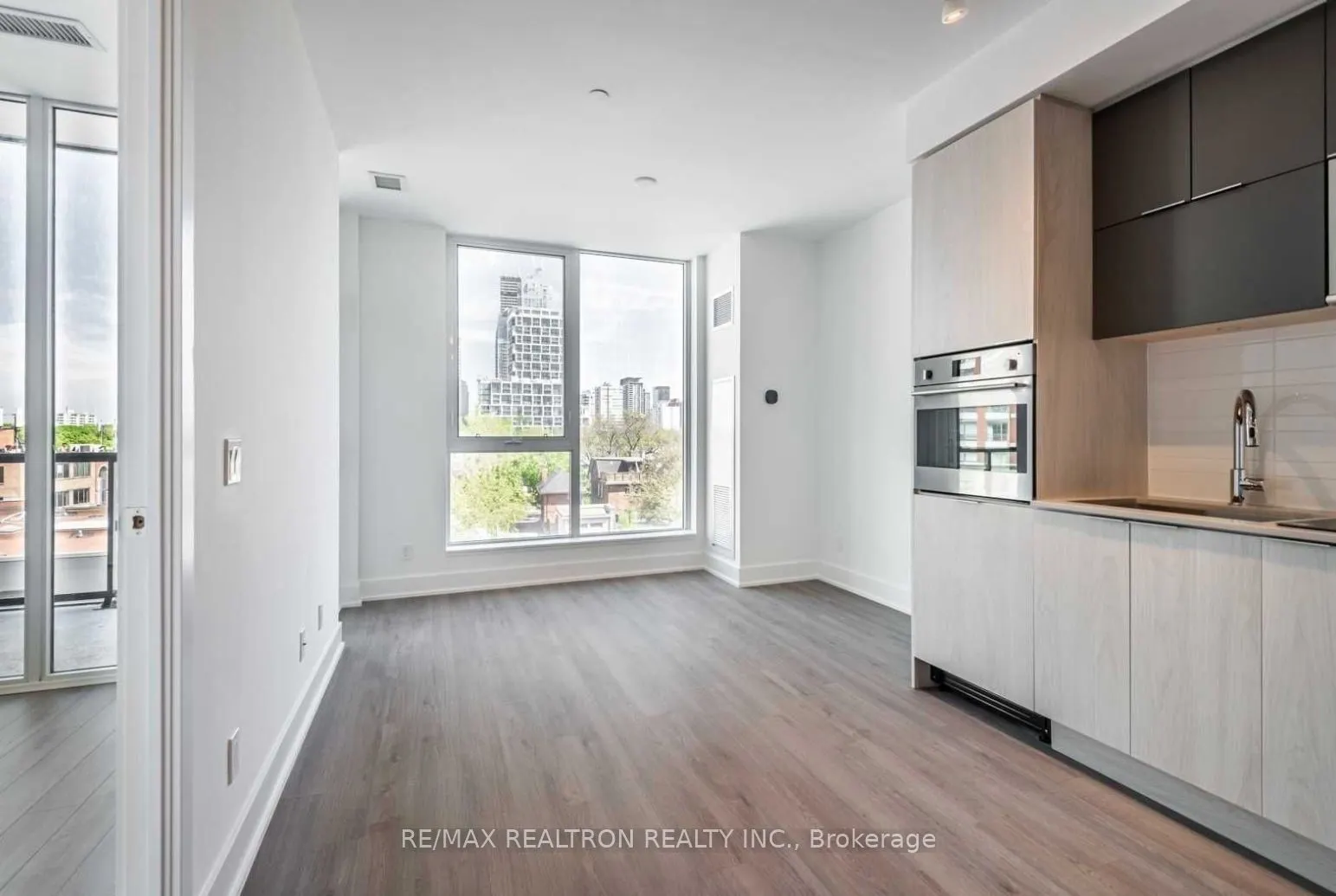 1 Belsize Drive, #816