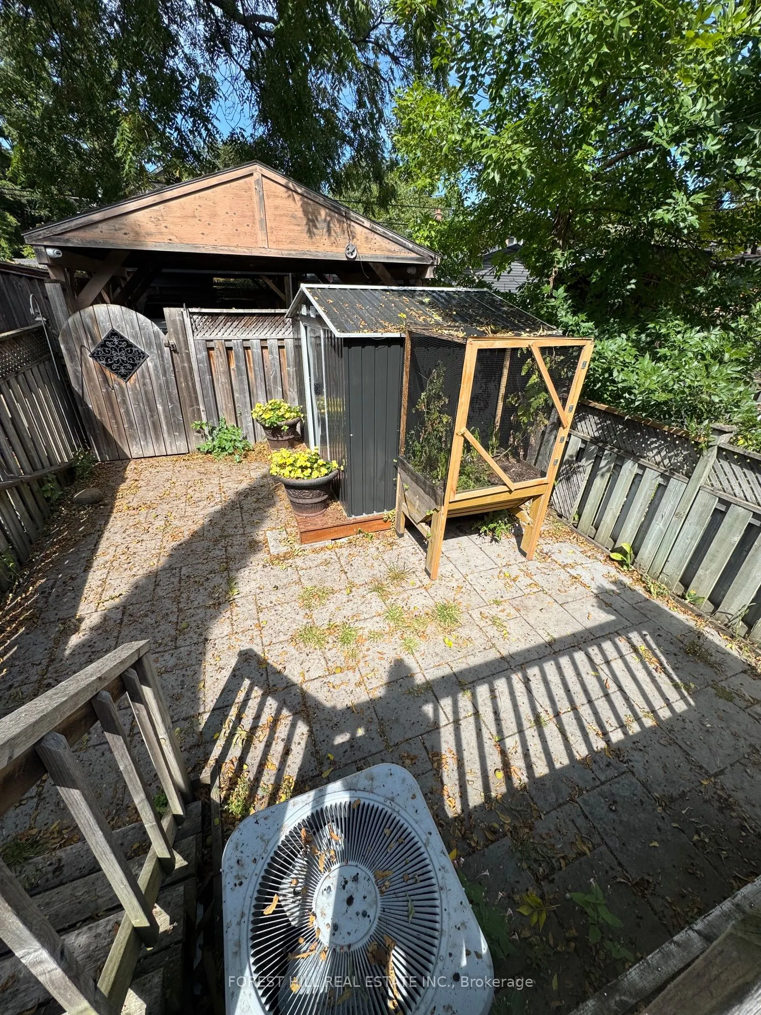 112 Douglas Avenue
