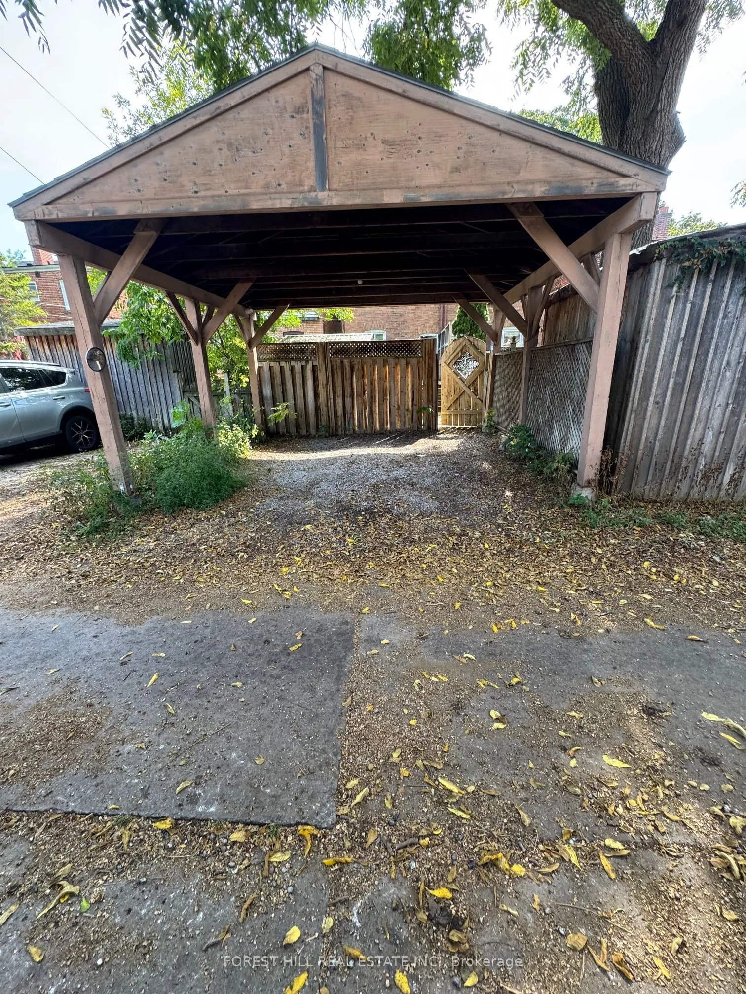 112 Douglas Avenue