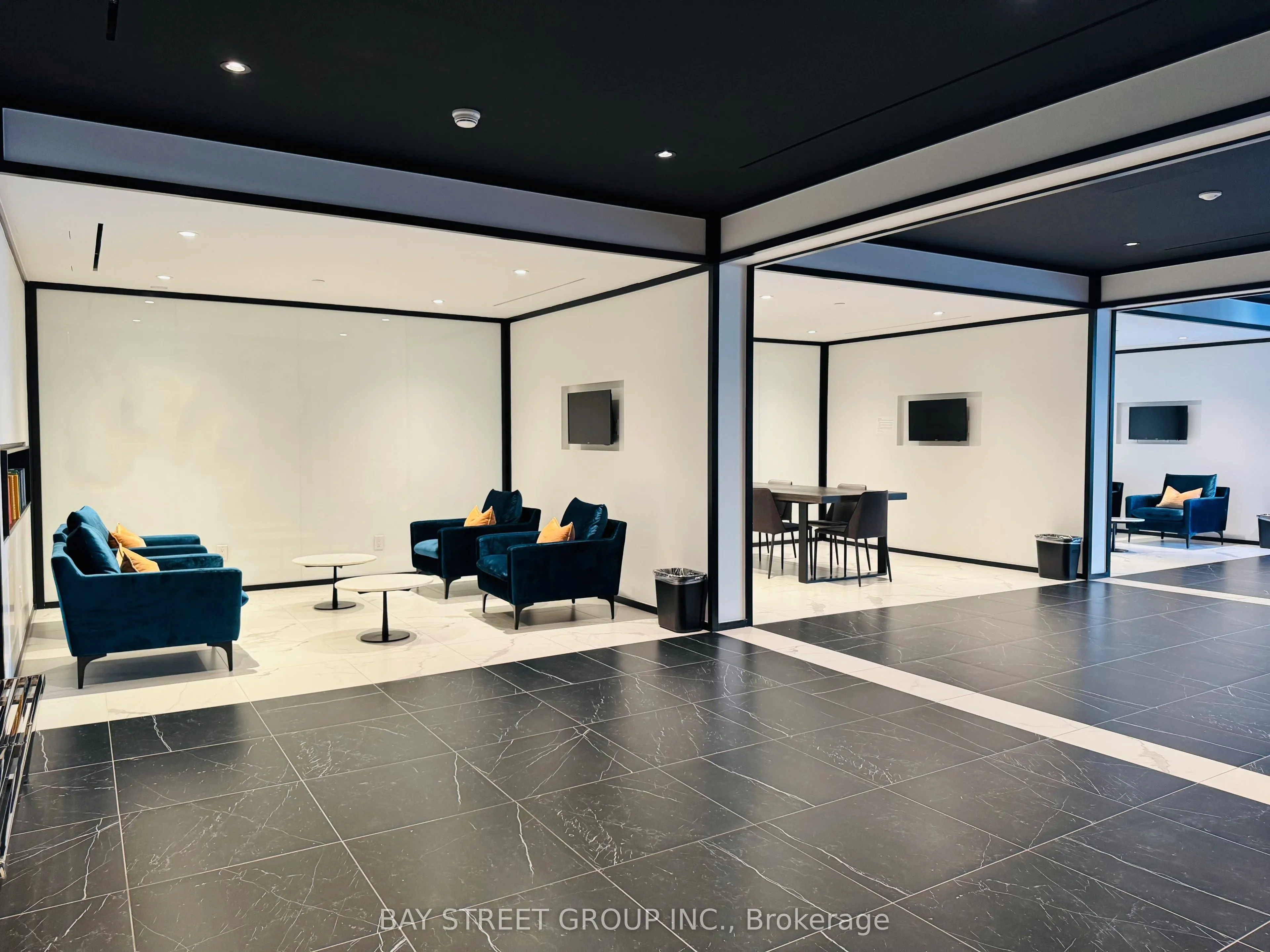 20 Edward St Street, #1018