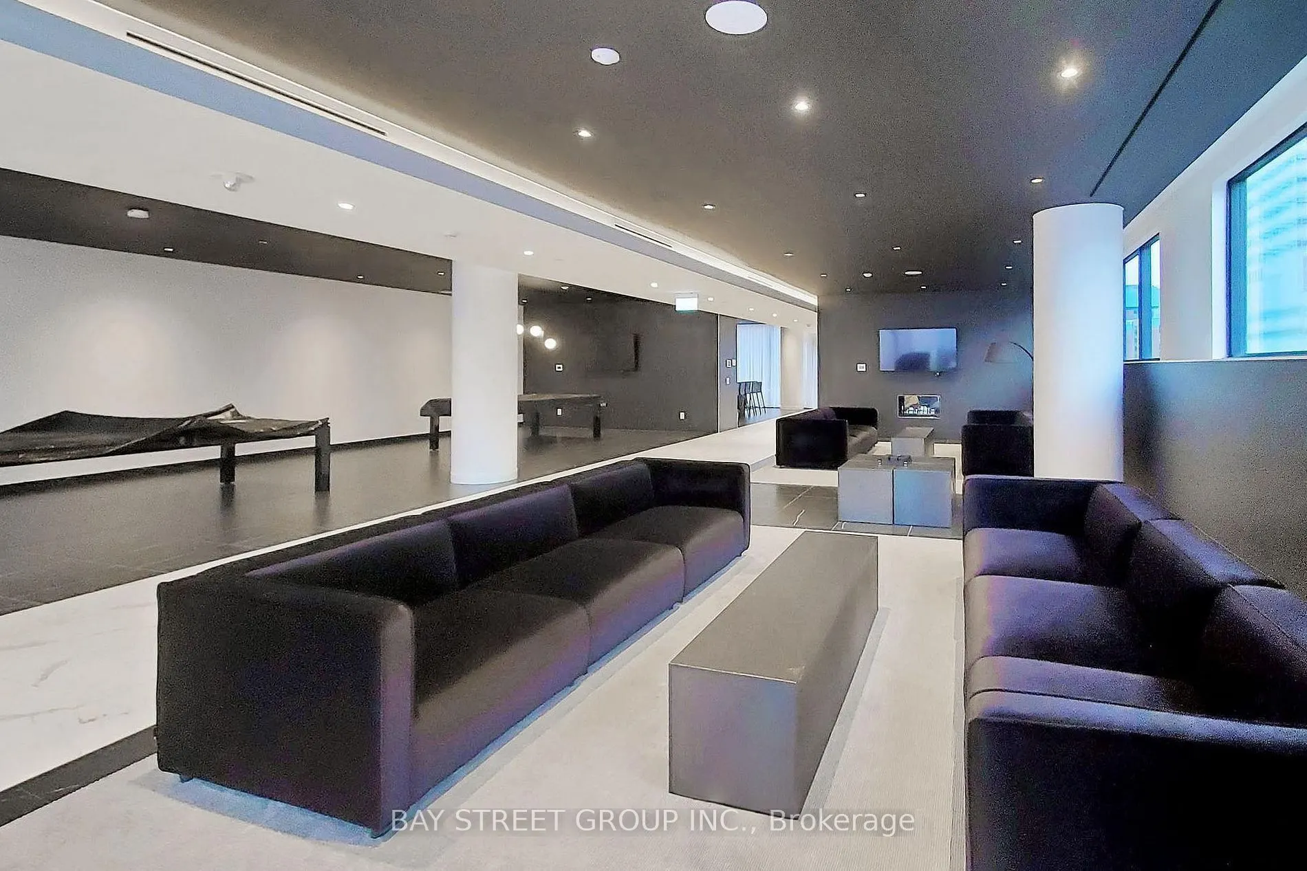 20 Edward St Street, #1018