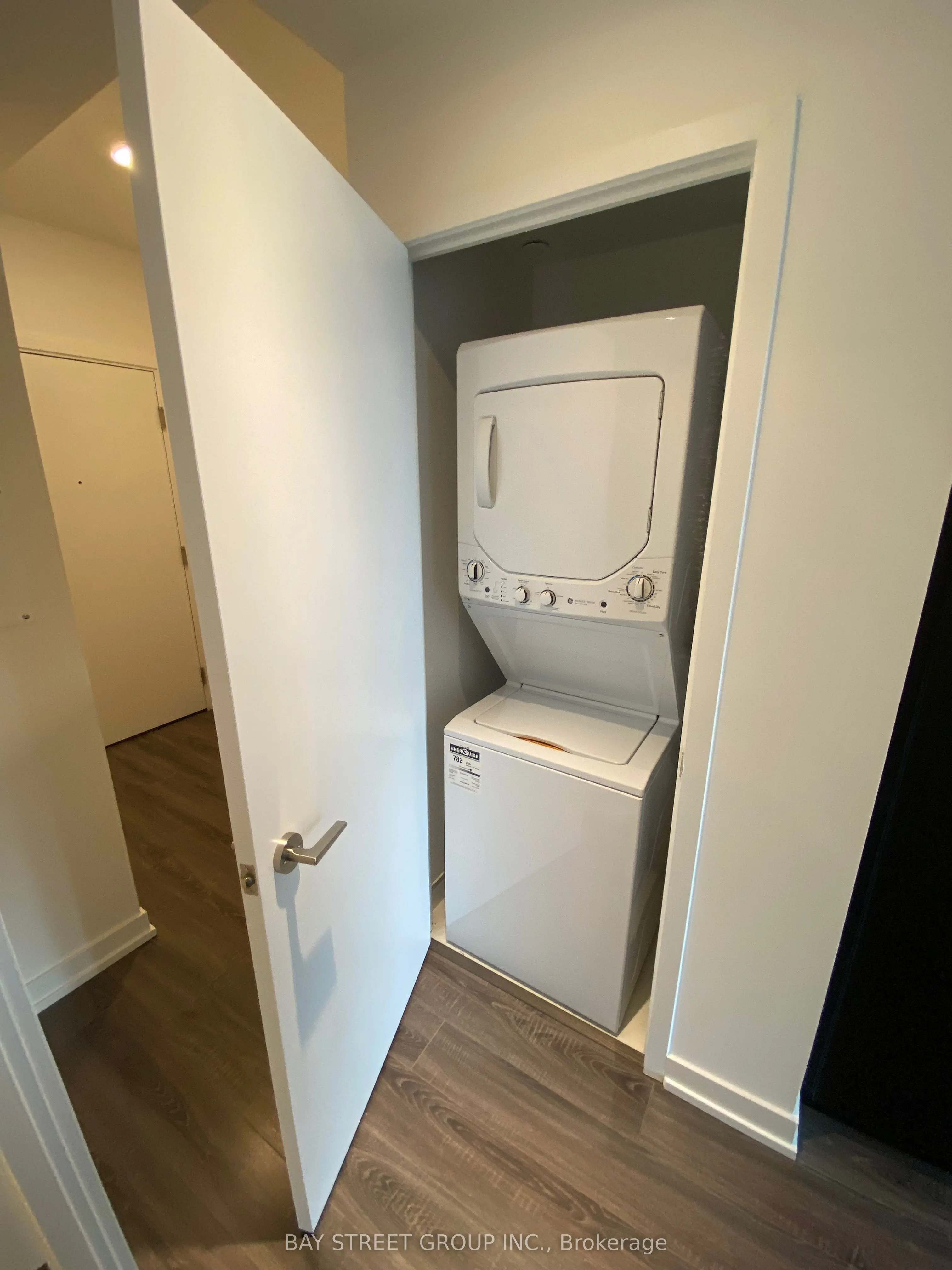 20 Edward St Street, #1018