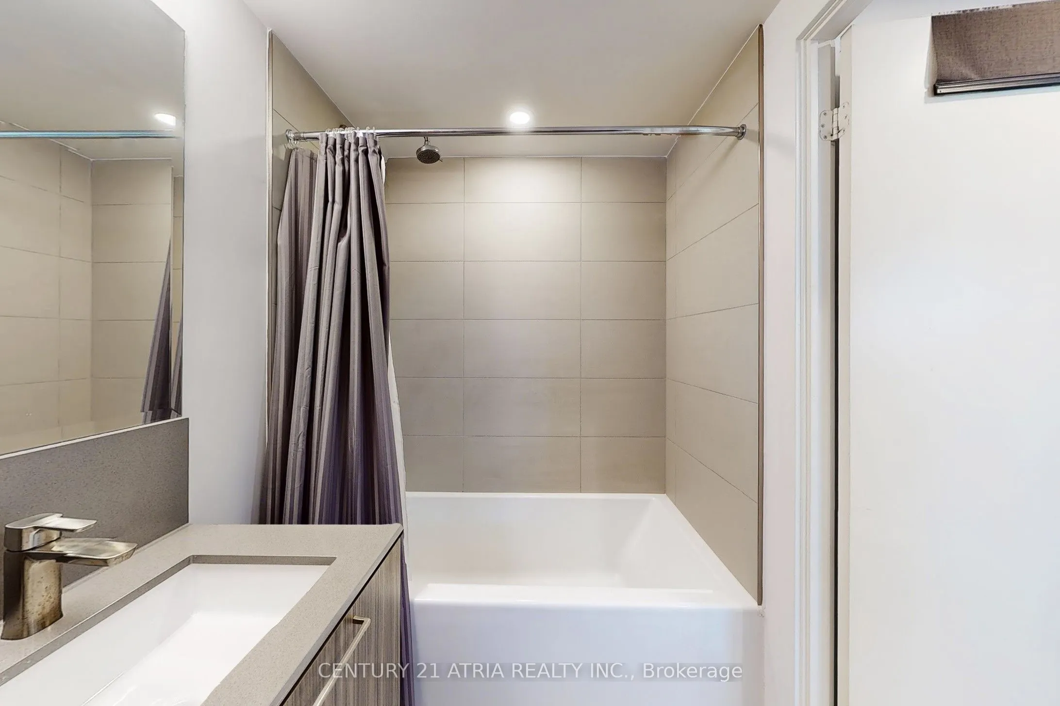 19 Western Battery Road, #1618