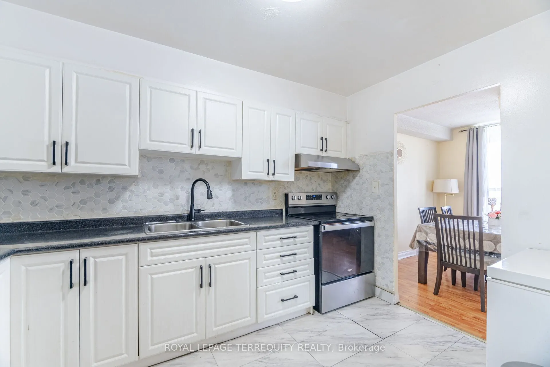 5 Shady Golfway, #904