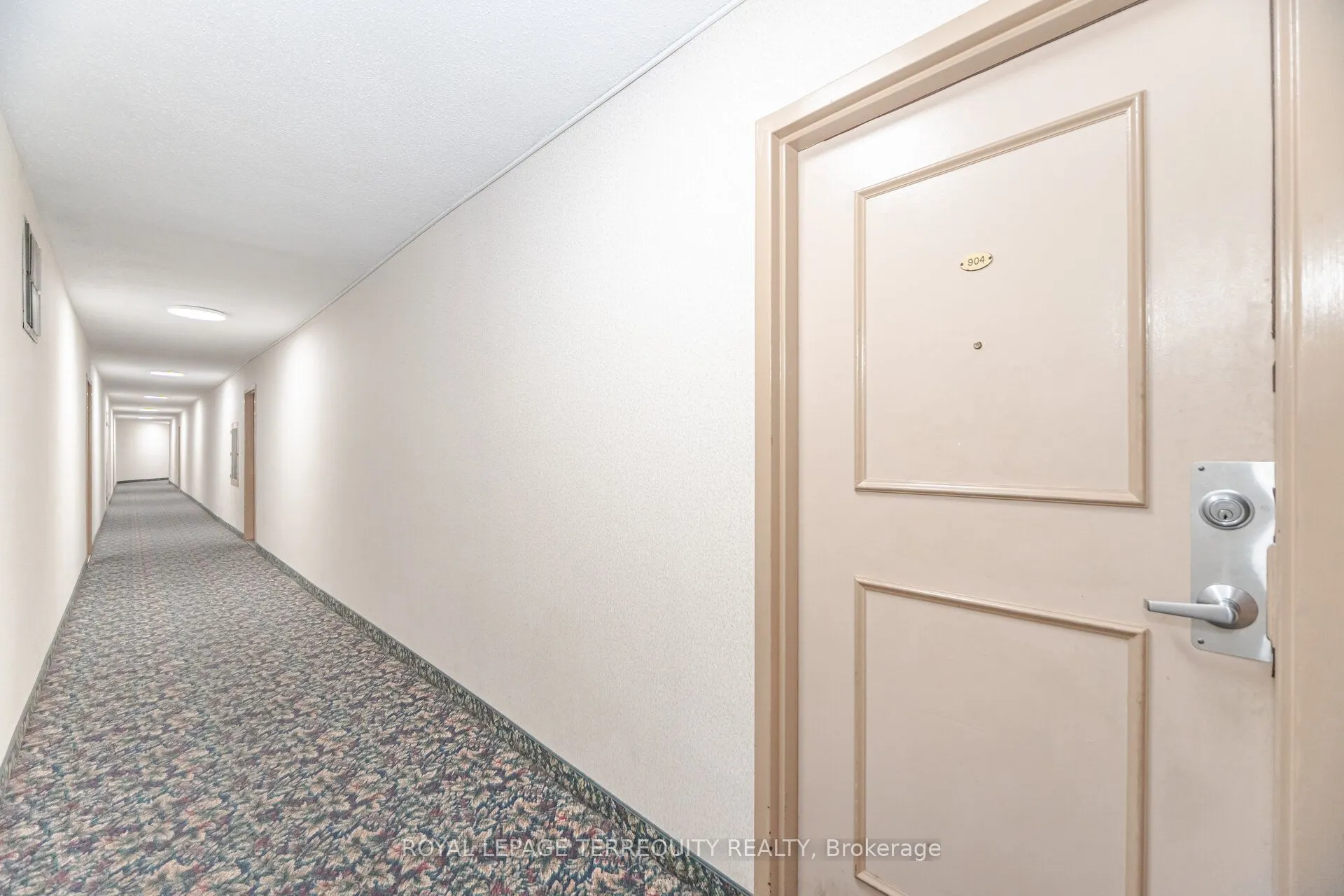 5 Shady Golfway, #904
