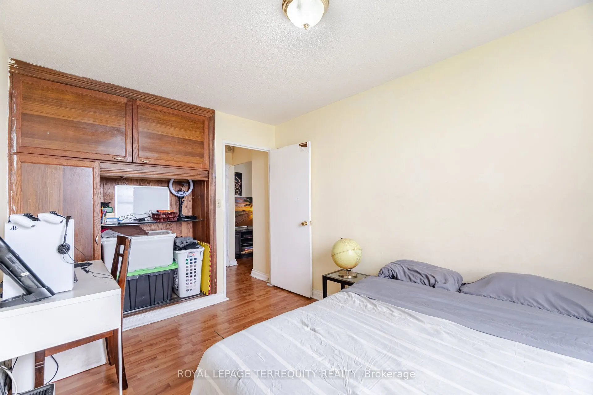5 Shady Golfway, #904