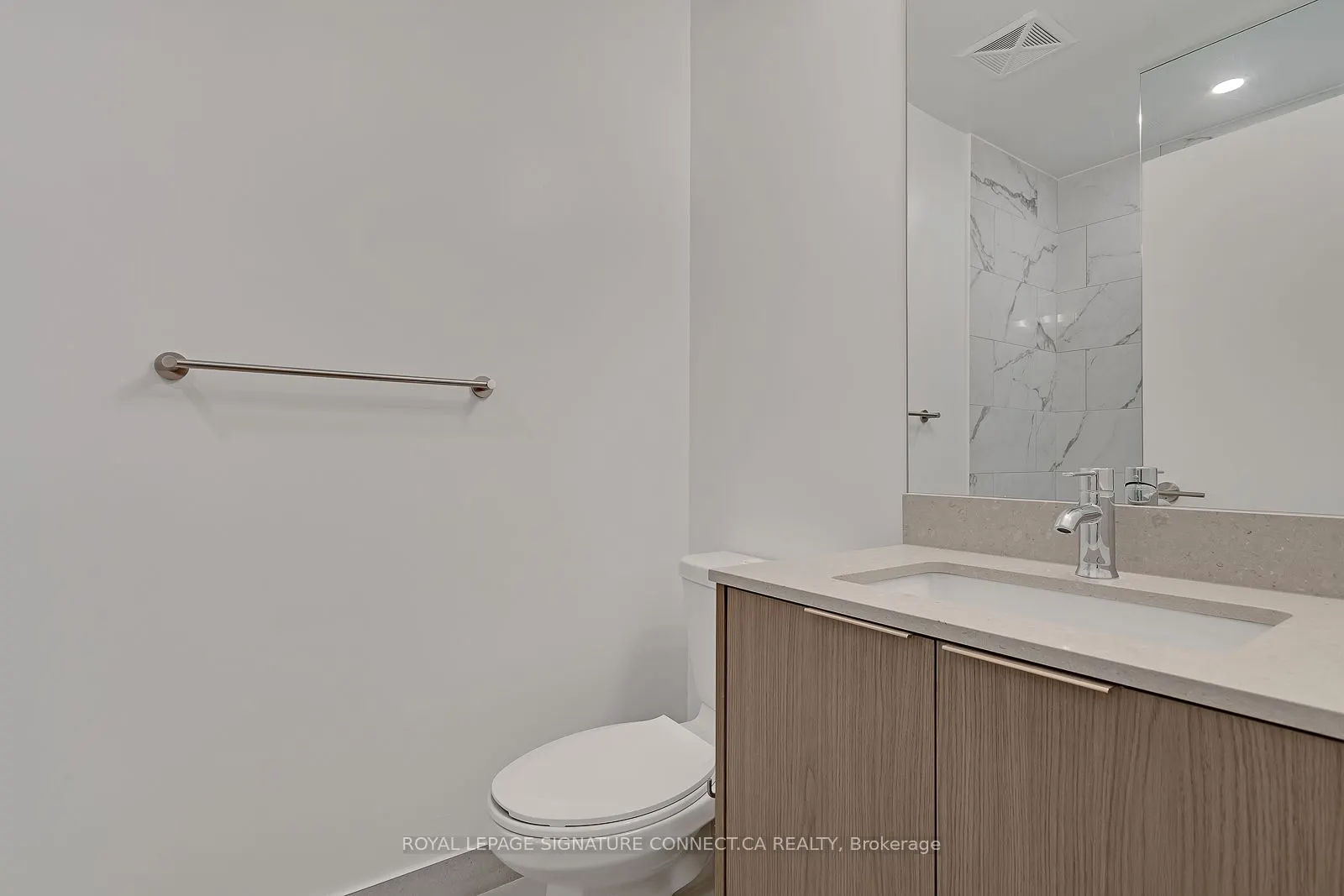 32 Forest Manor Road, #3007