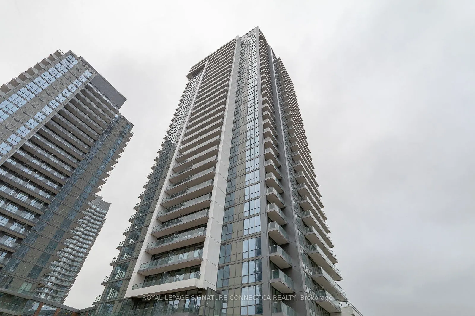 32 Forest Manor Road, #3007