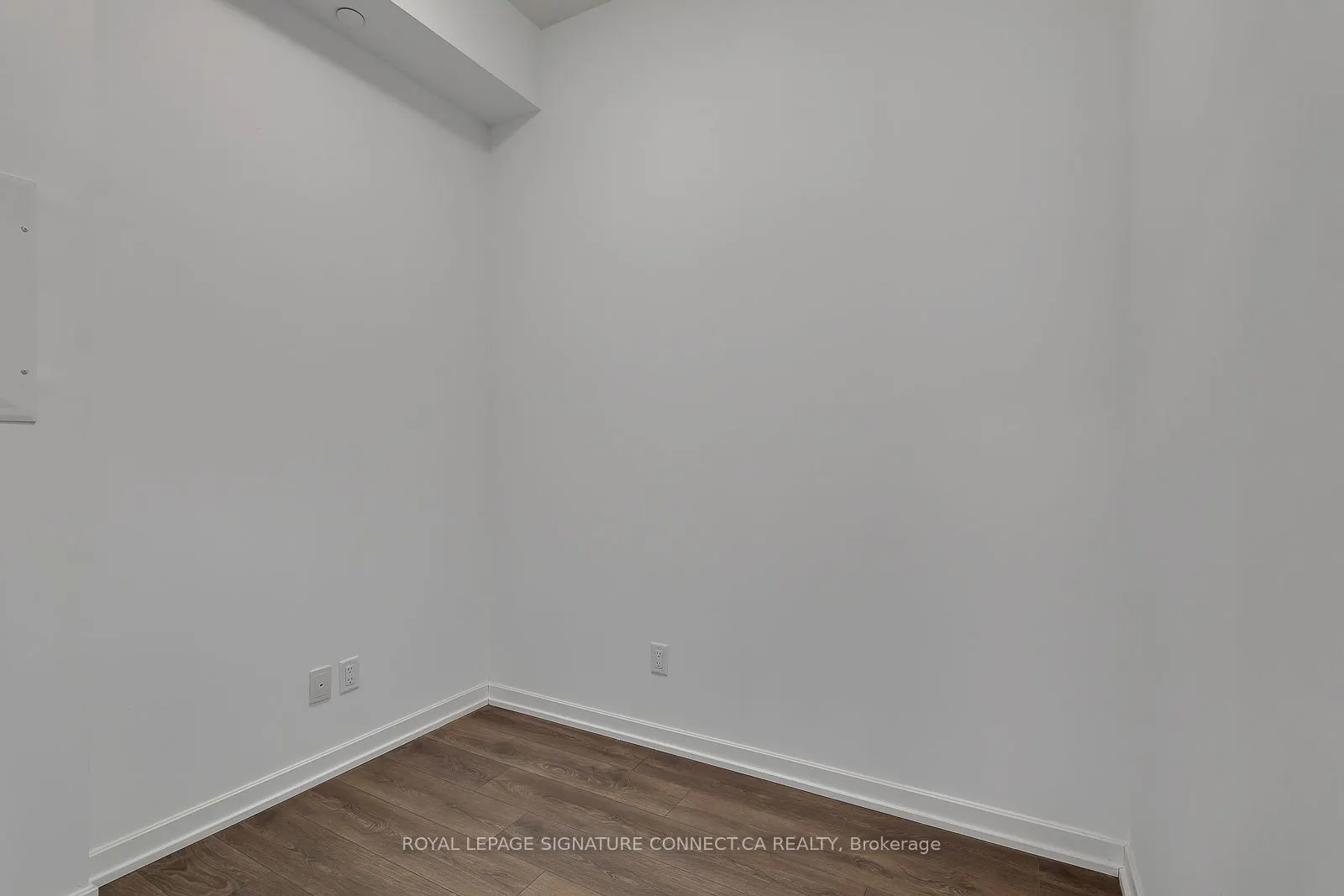 32 Forest Manor Road, #3007