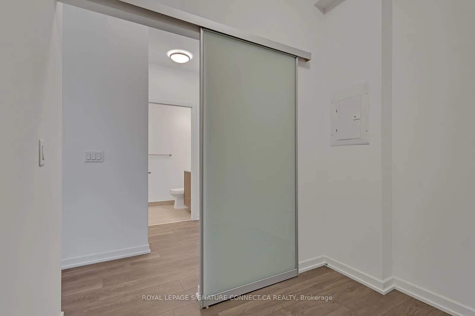 32 Forest Manor Road, #3007