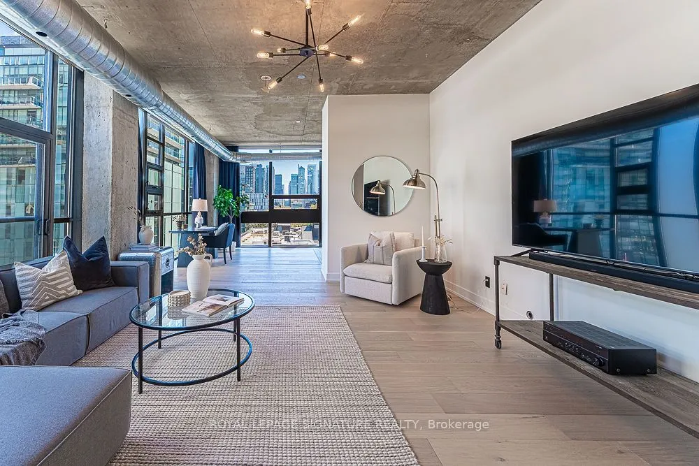 60 Bathurst Street, #705