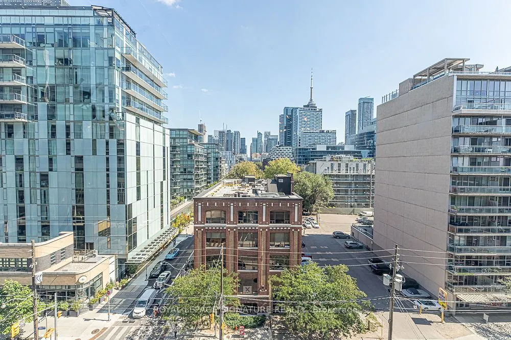 60 Bathurst Street, #705